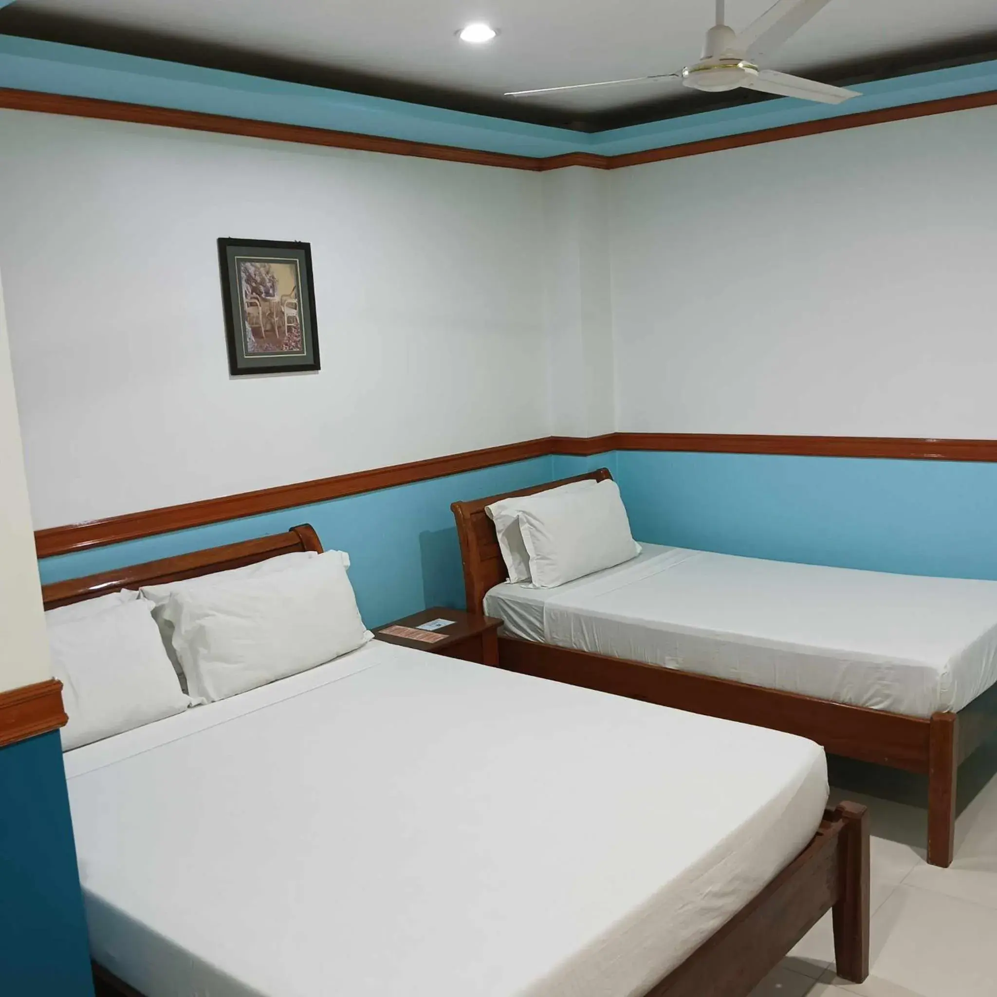 Family Room in Garnet Hotel Family Room in Garnet Hotel