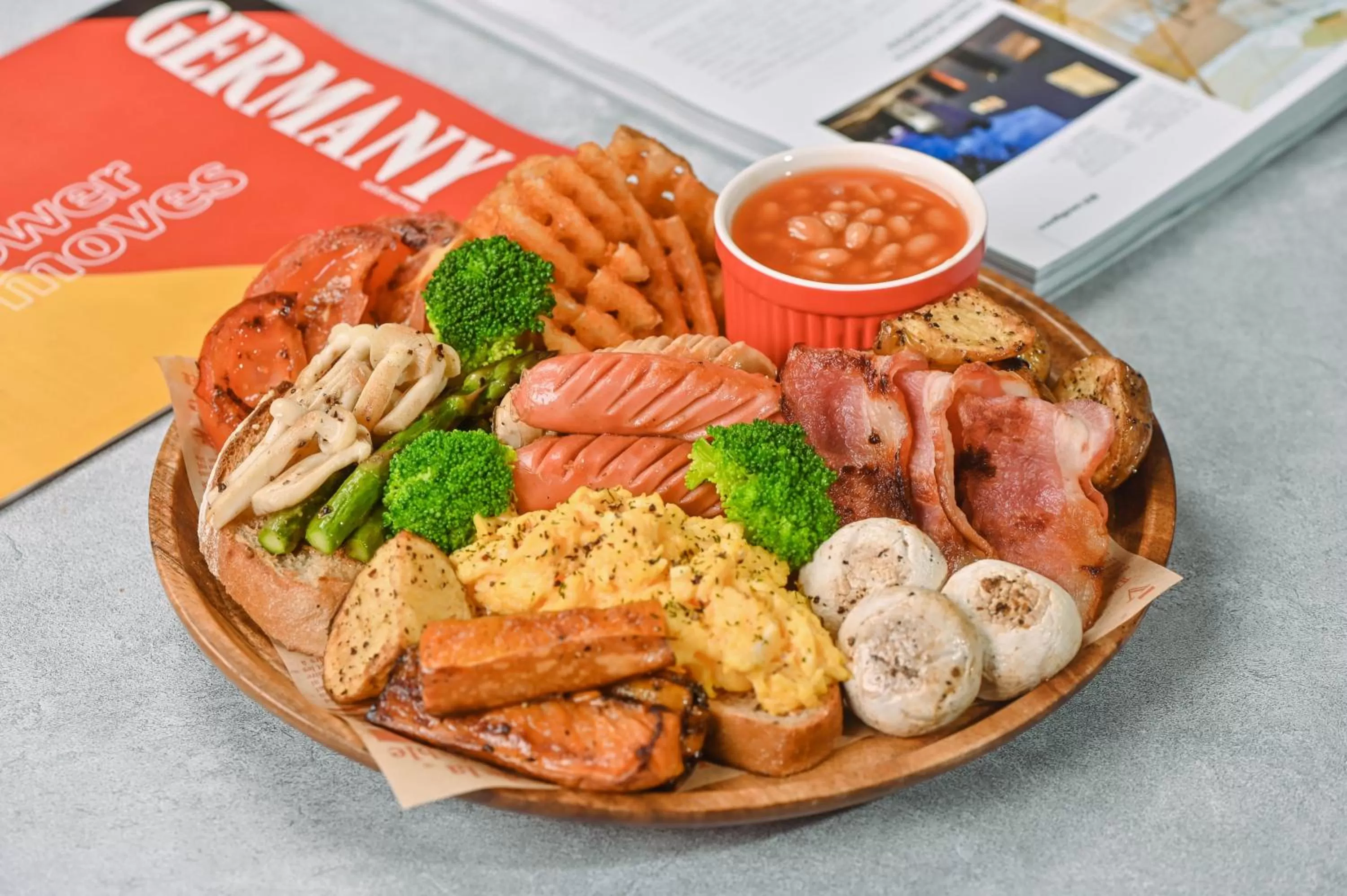 Breakfast in InterContinental Sanya Haitang Bay Resort by IHG