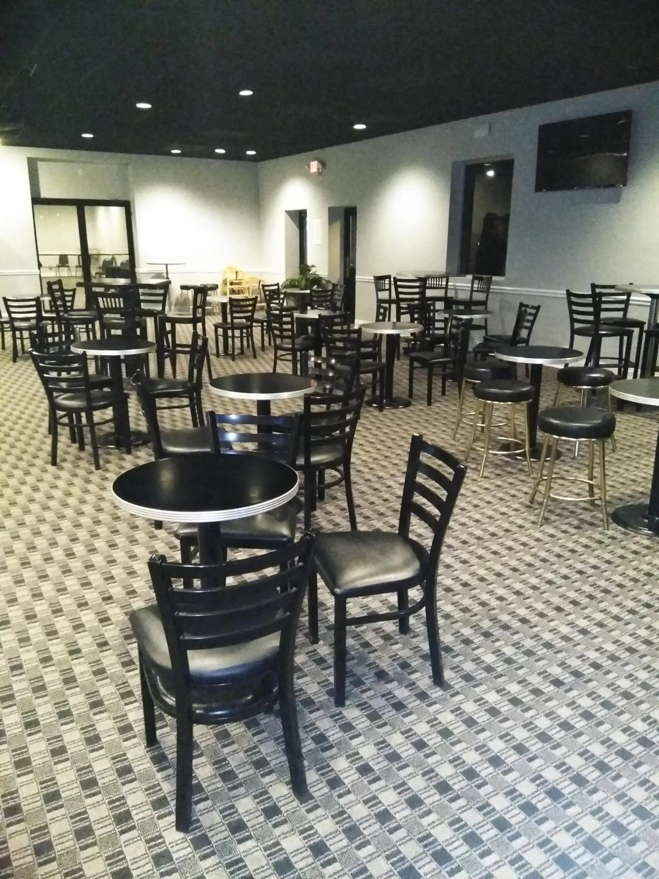 Continental breakfast, Restaurant/Places to Eat in Ramada by Wyndham Henderson/Evansville