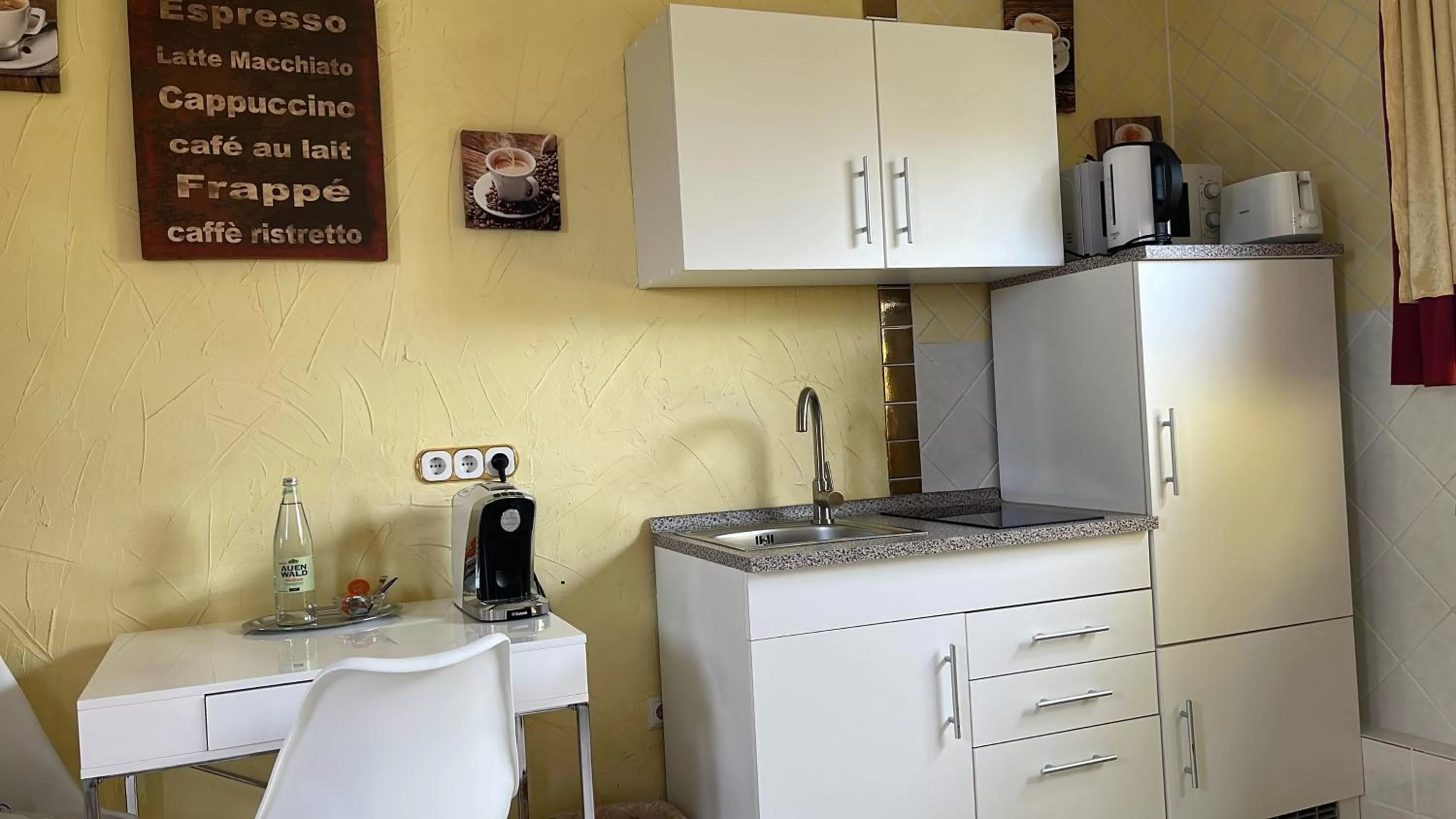 Kitchen/Kitchenette in Hotel Villa Vital Munster