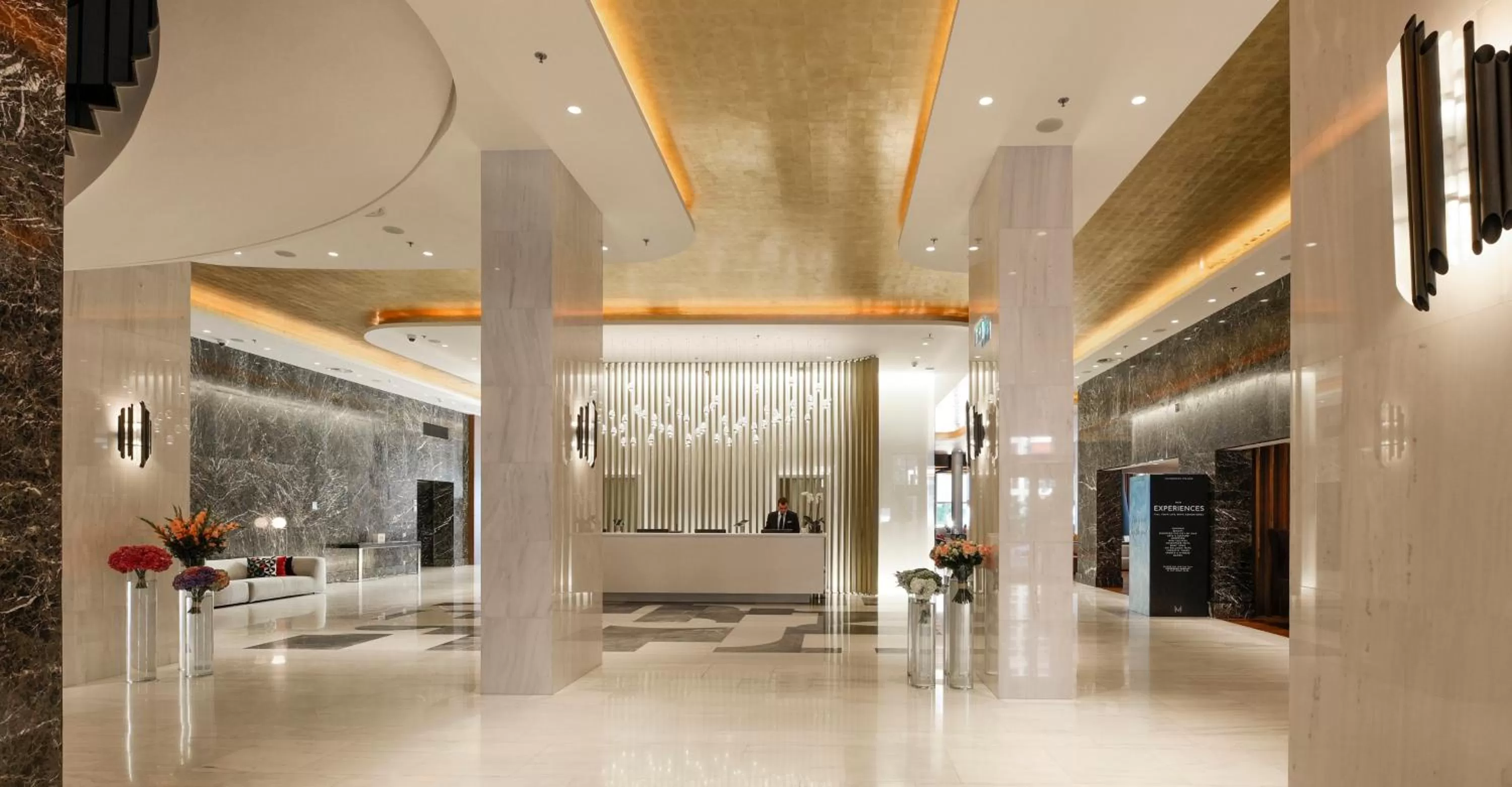 Lobby or reception in Makedonia Palace