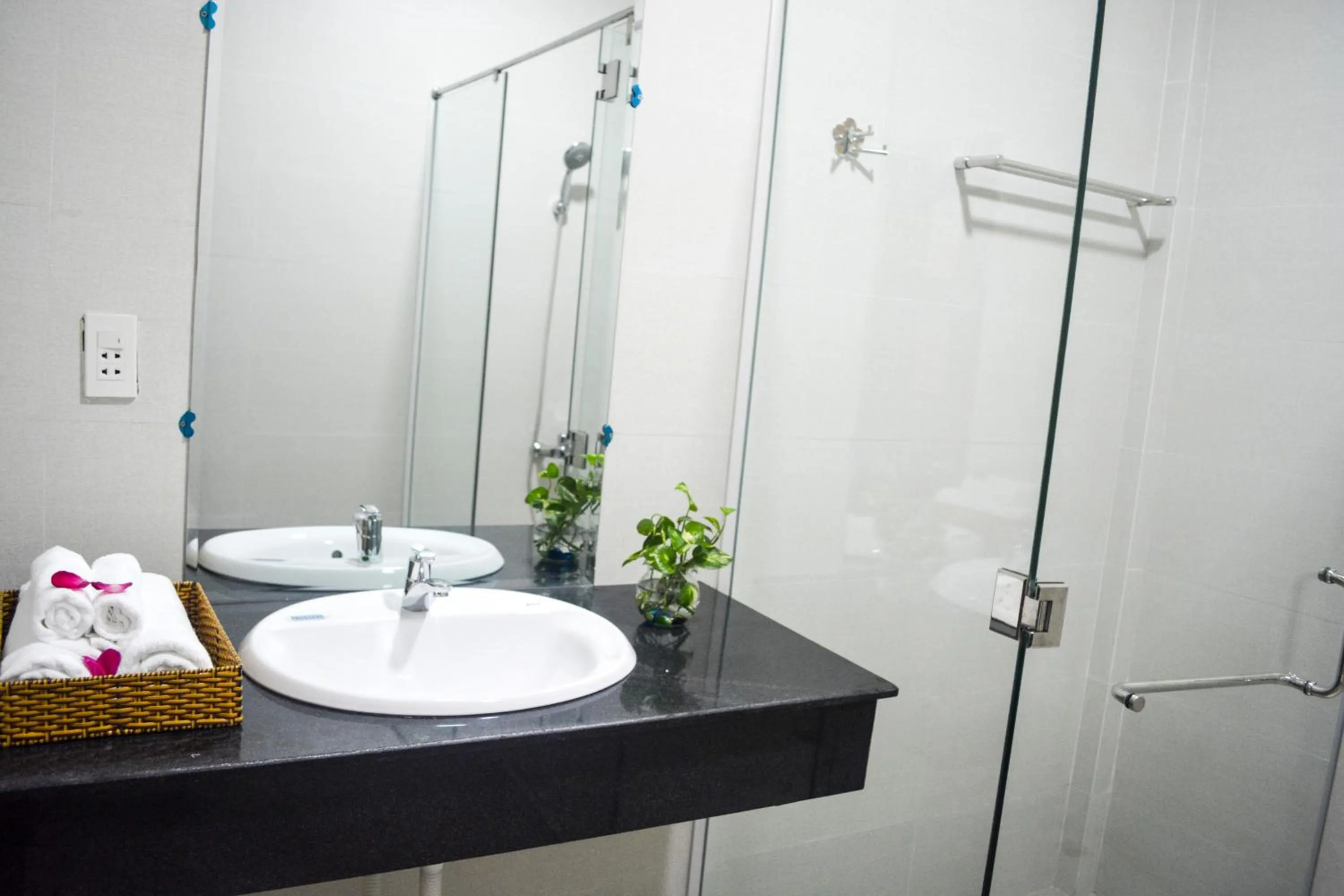 Shower in Ngoc Viet Bungalow