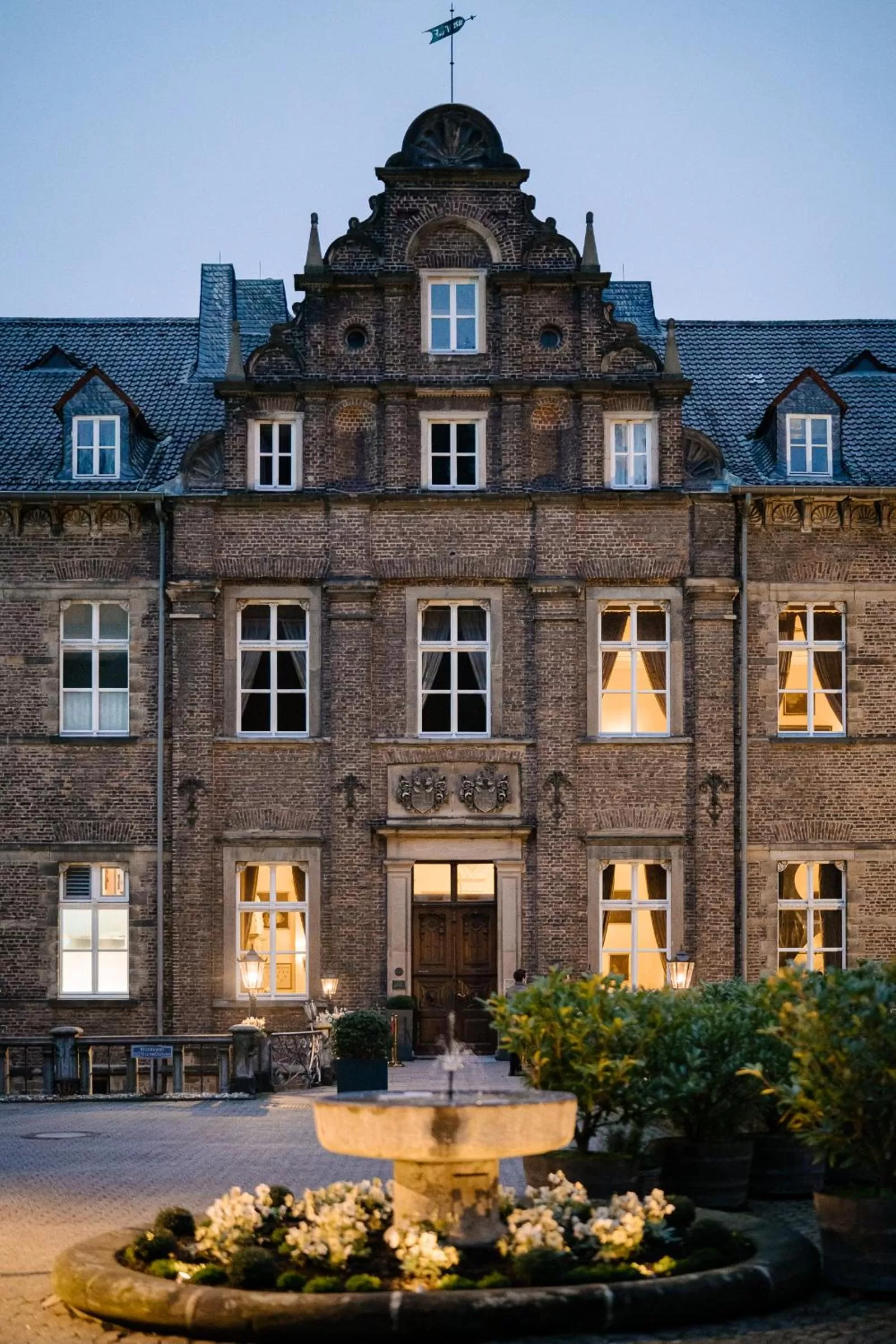 Property building in Schlosshotel Hugenpoet