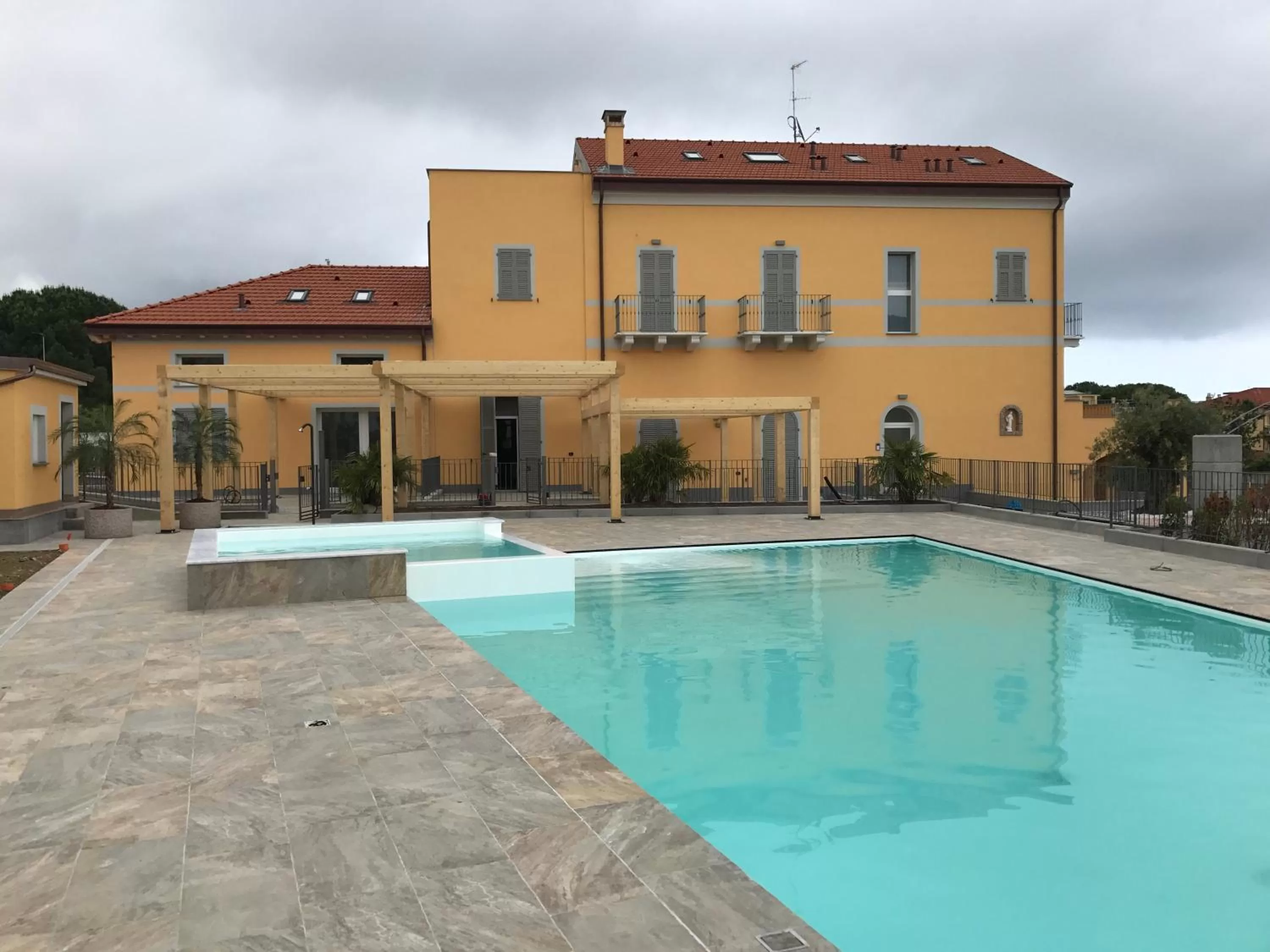Property building in Villa Canepa