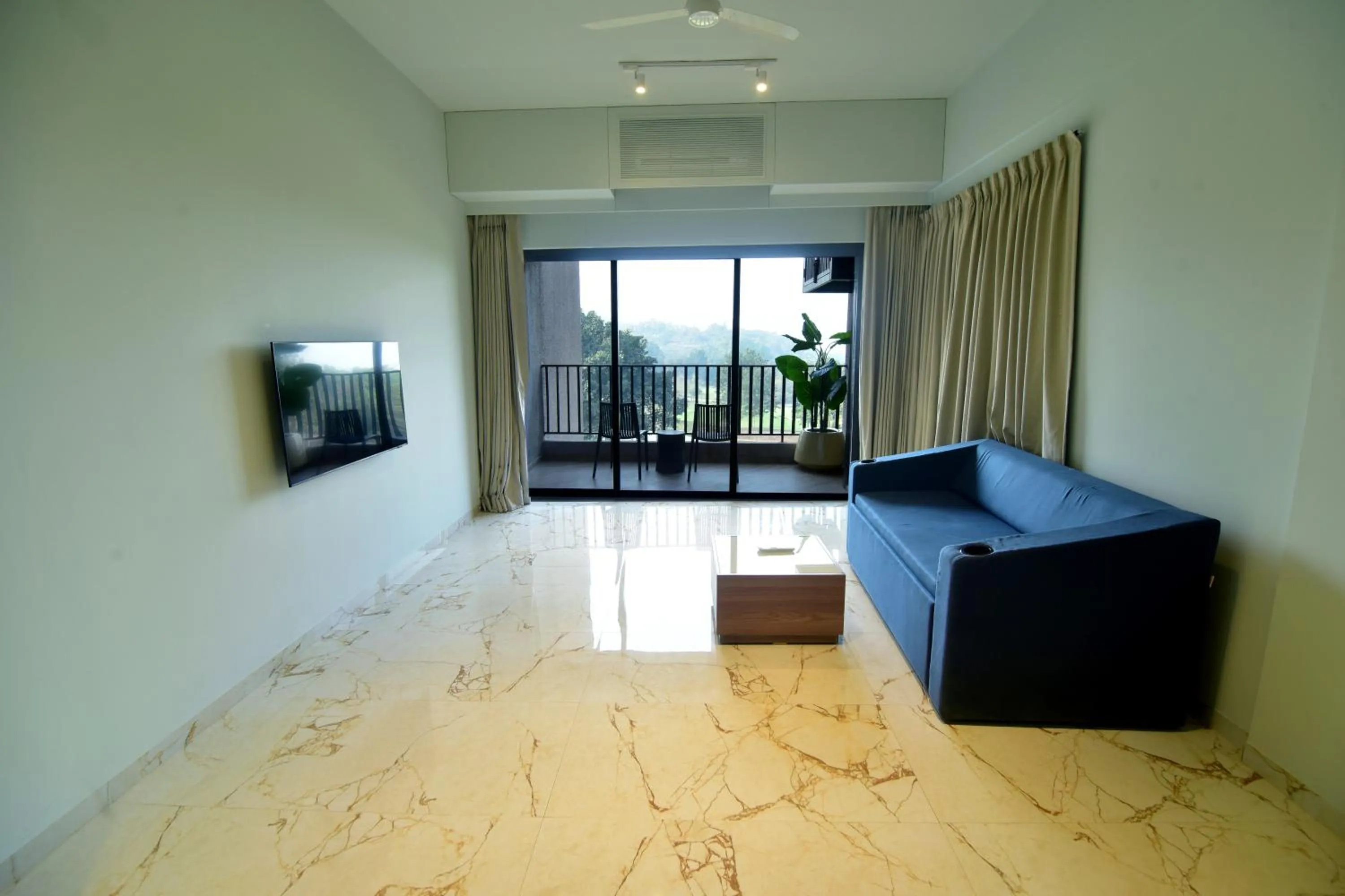 Bed in Oxford Golf Resort