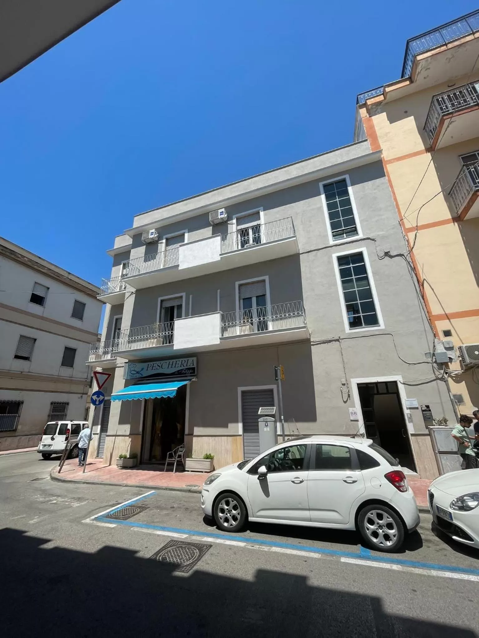 Property building in Flamingo B&B