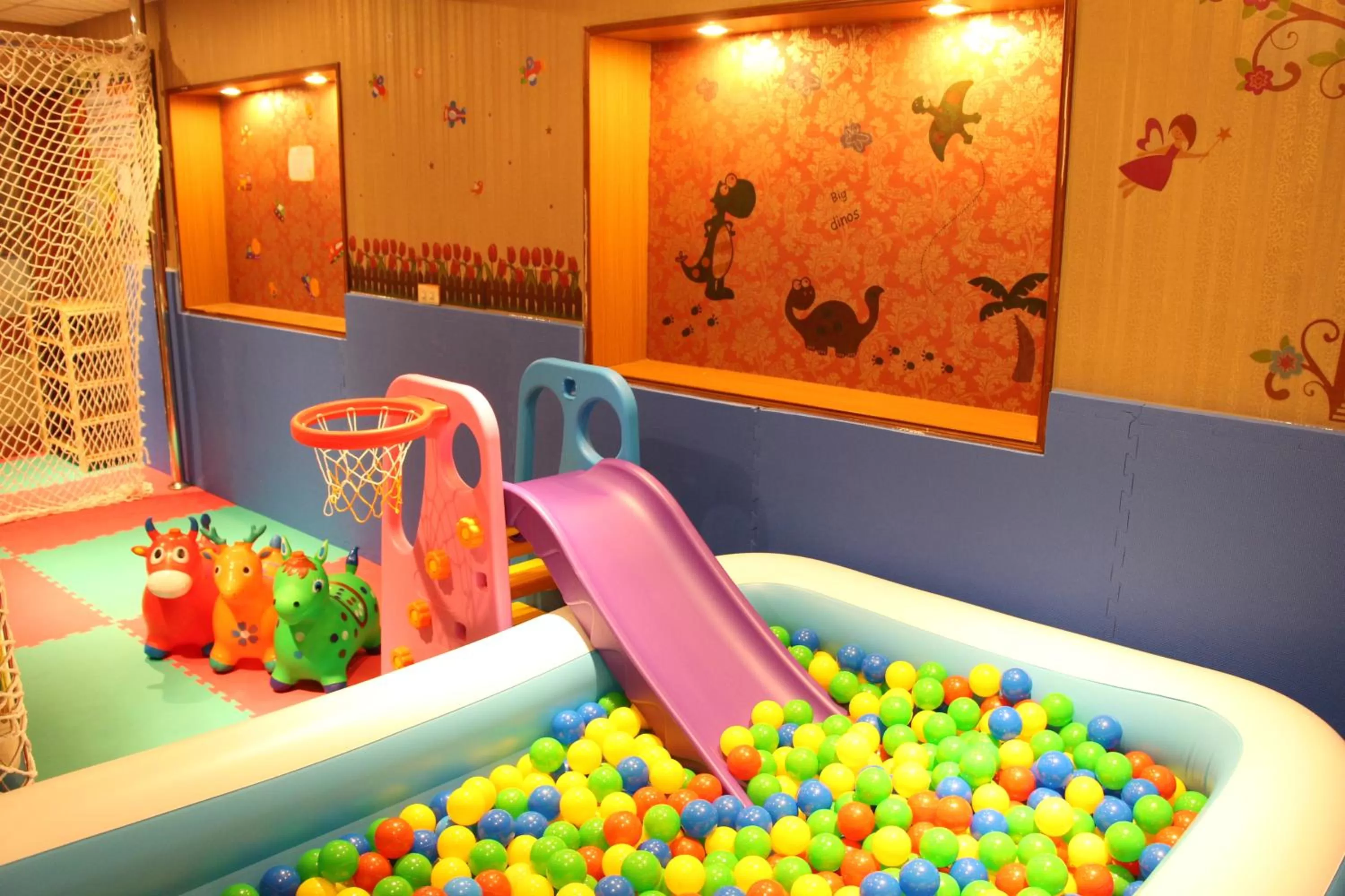 Children play ground in Constellation Coast B&B