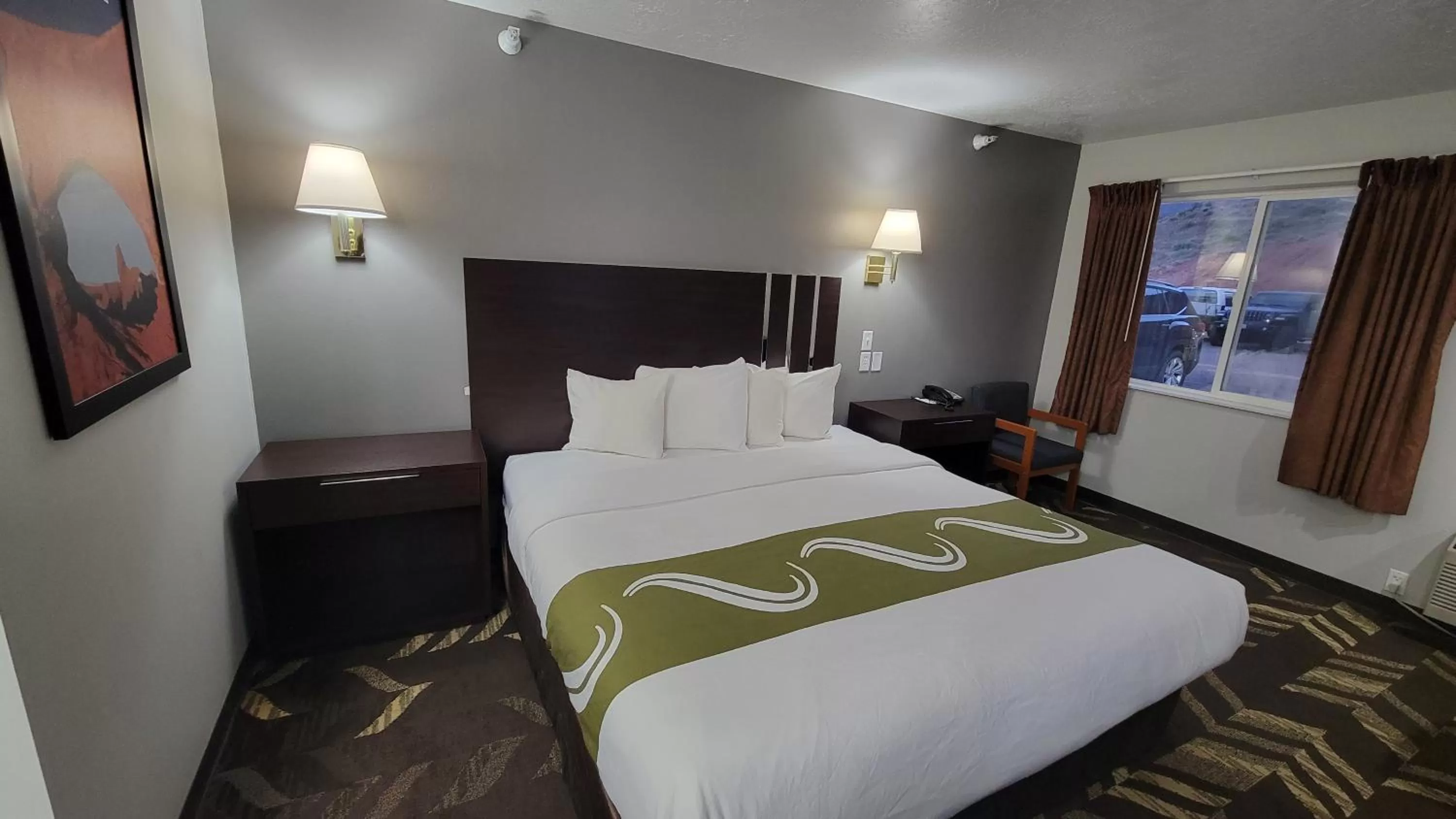 Photo of the whole room, Bed in Quality Inn & Suites Salina National Forest Area