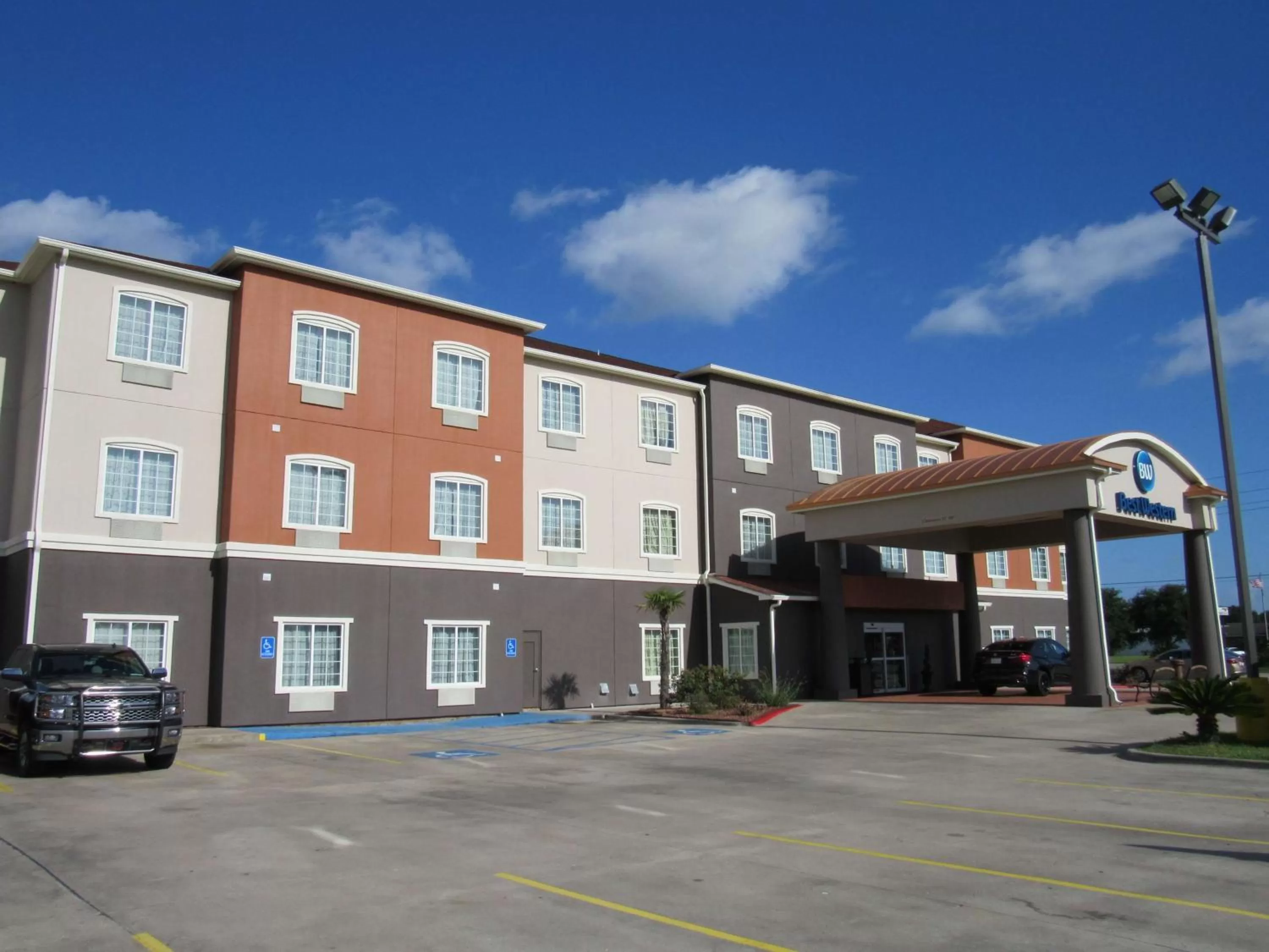 Property building in Best Western Abbeville Inn and Suites