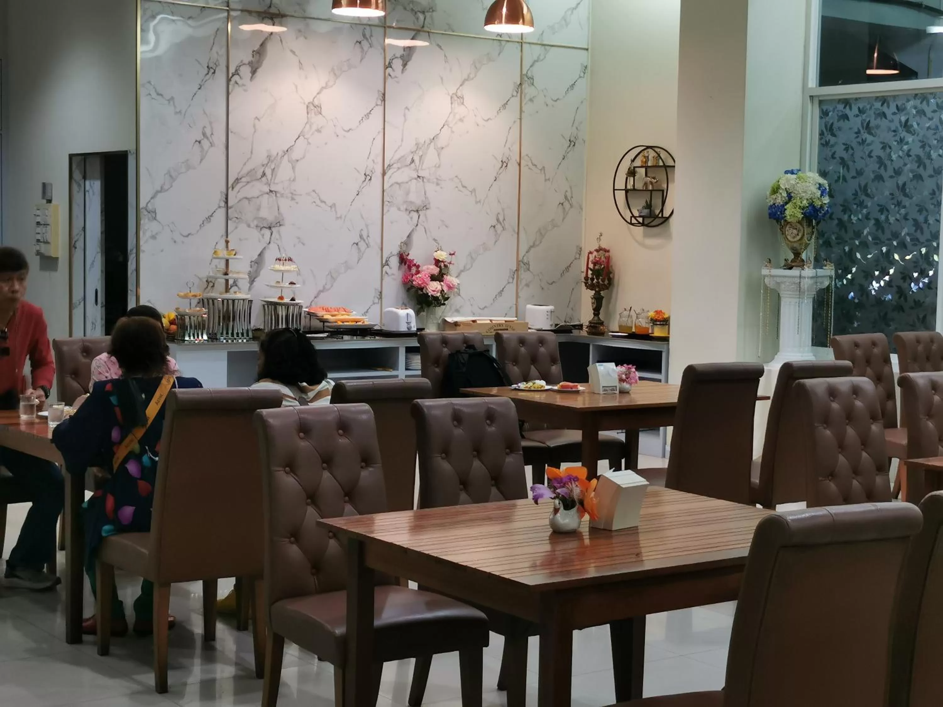 Buffet breakfast in Morakot Twin Chumphon