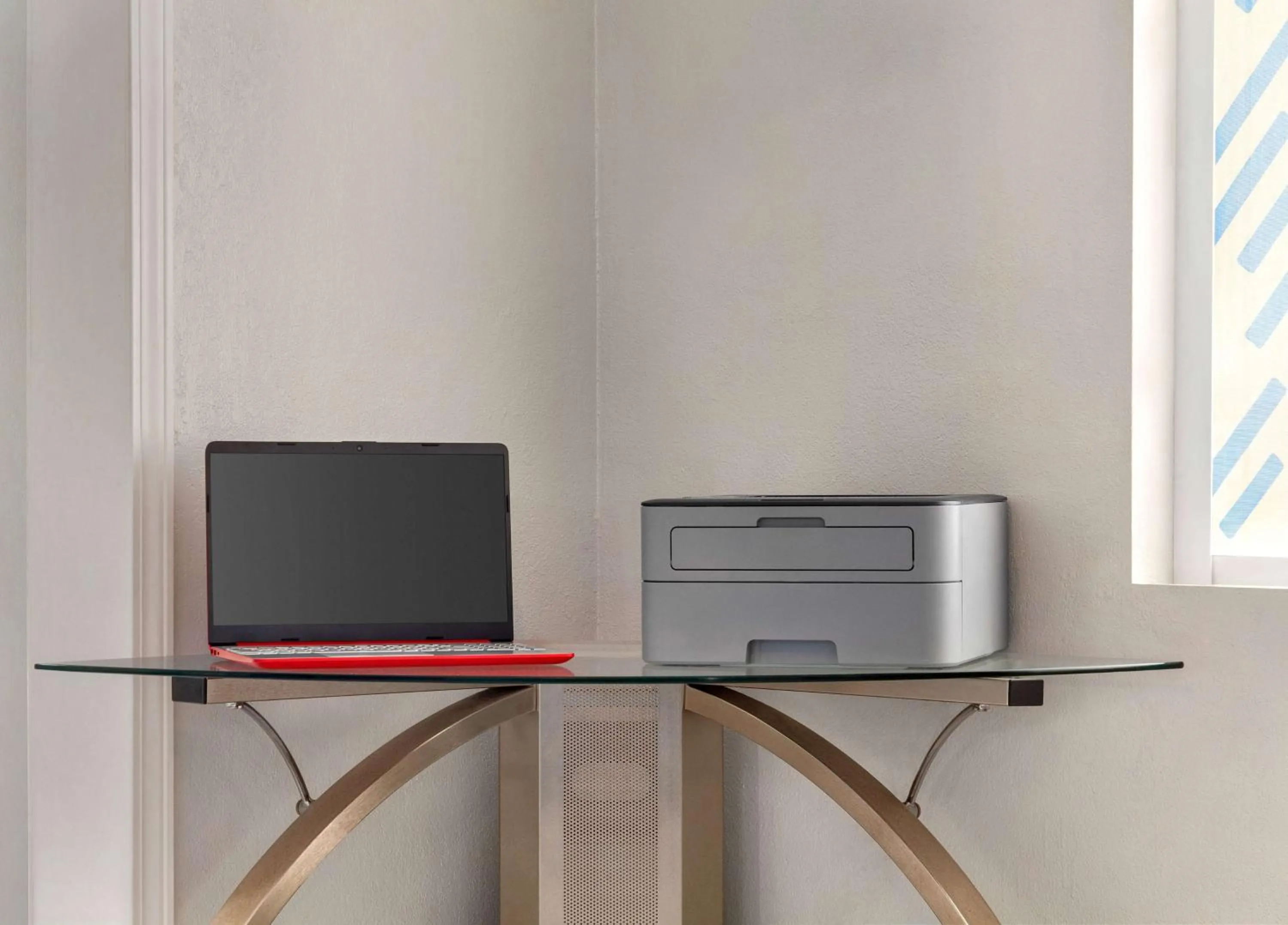 Business facilities in Days Inn by Wyndham Kansas City International Airport