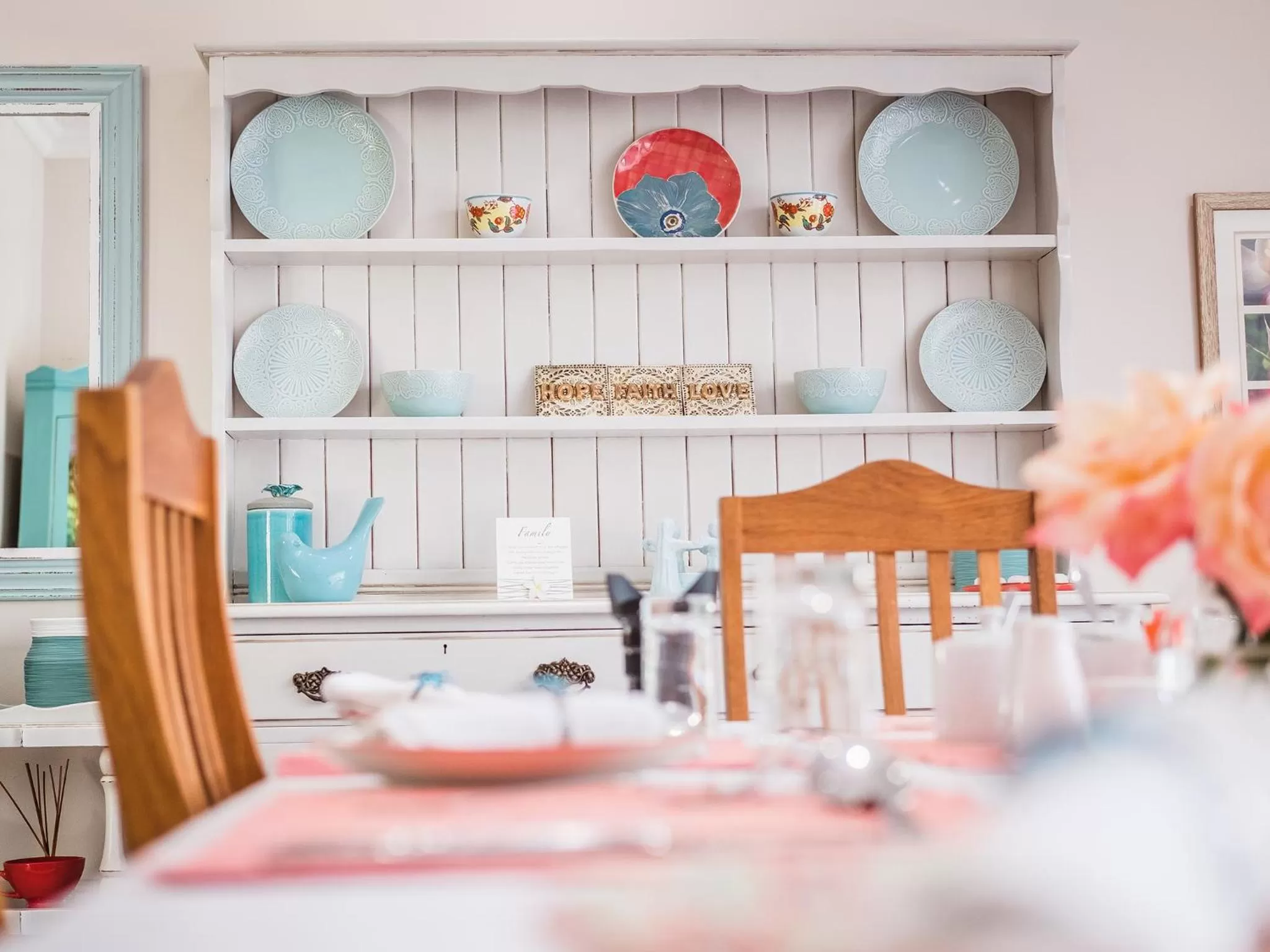 Decorative detail, Restaurant/Places to Eat in On the Bay