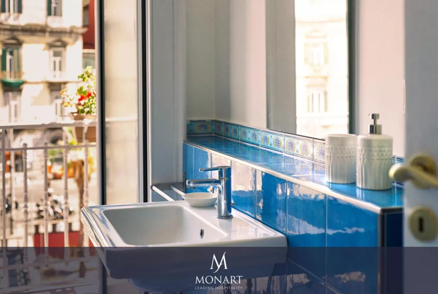 Bathroom in MONART HOSPITALITY Cavour