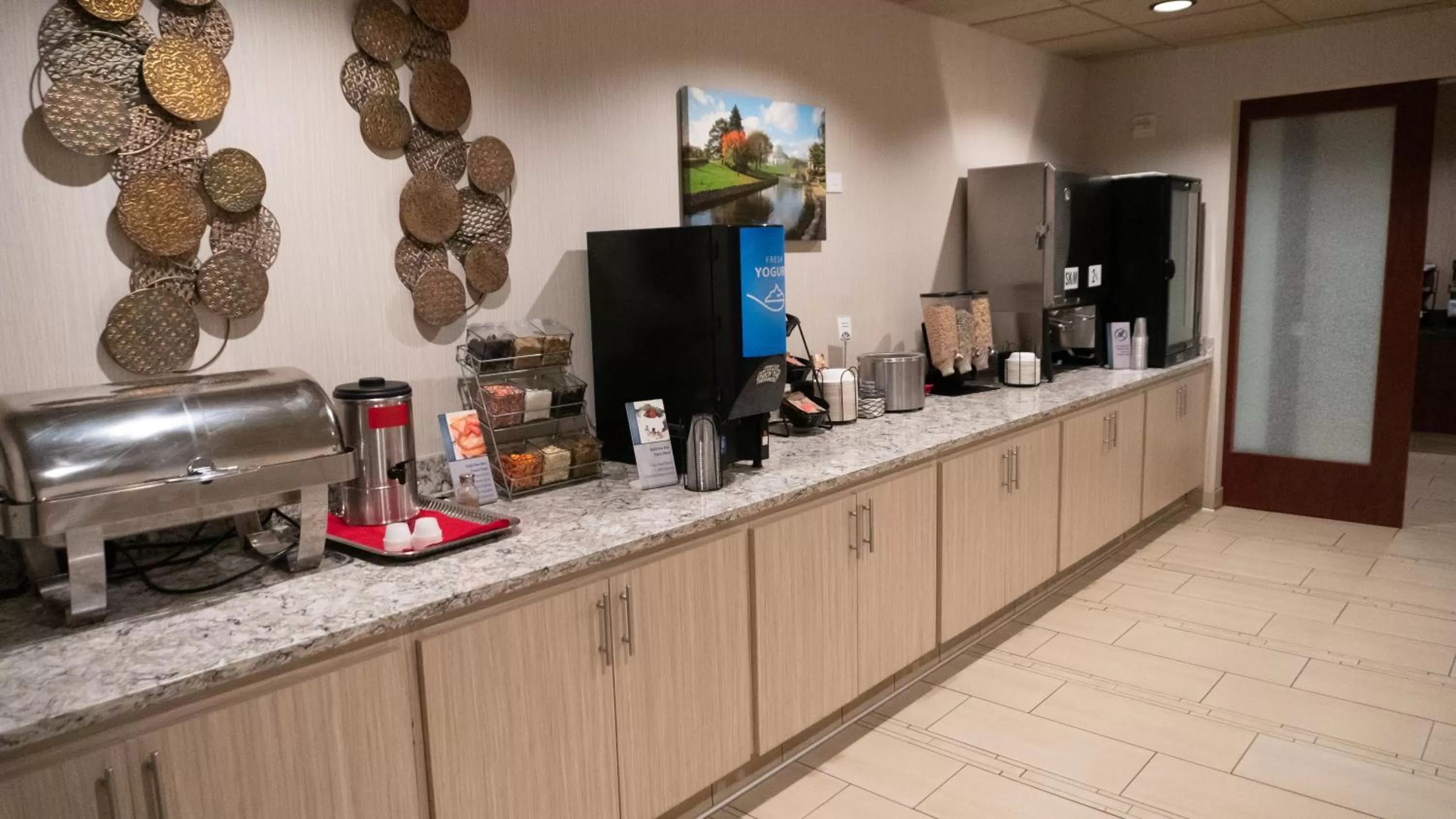 Breakfast in Radisson Hotel St Paul Downtown