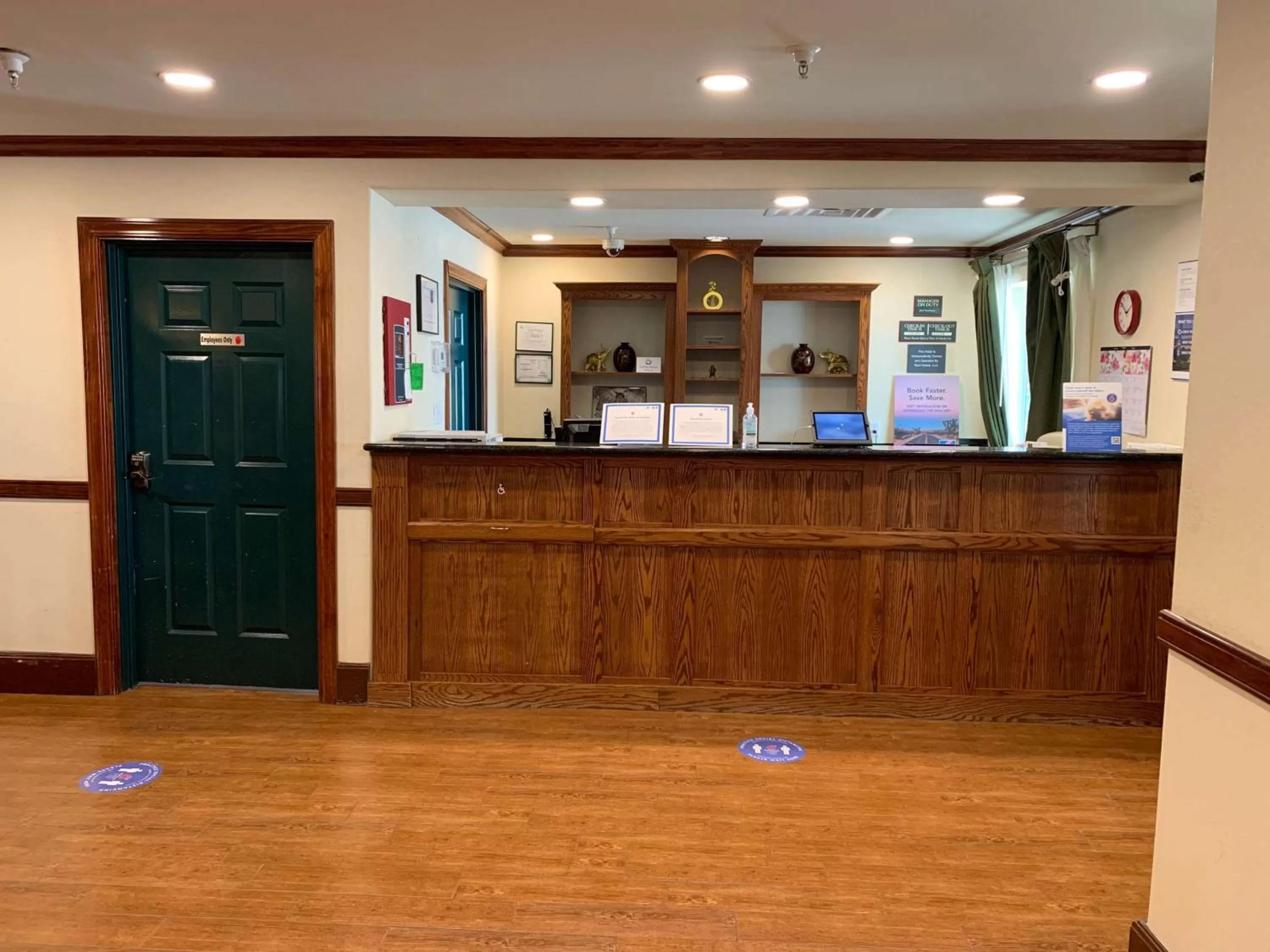 Lobby or reception, Lobby/Reception in Studio 6 Hobbs NM Event Center