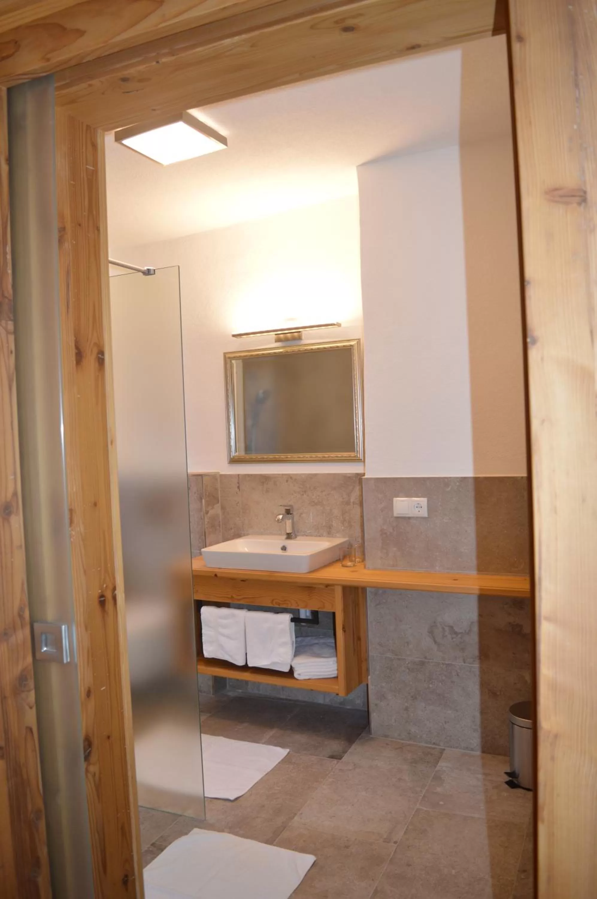 Bathroom in Gasthof zum Stern