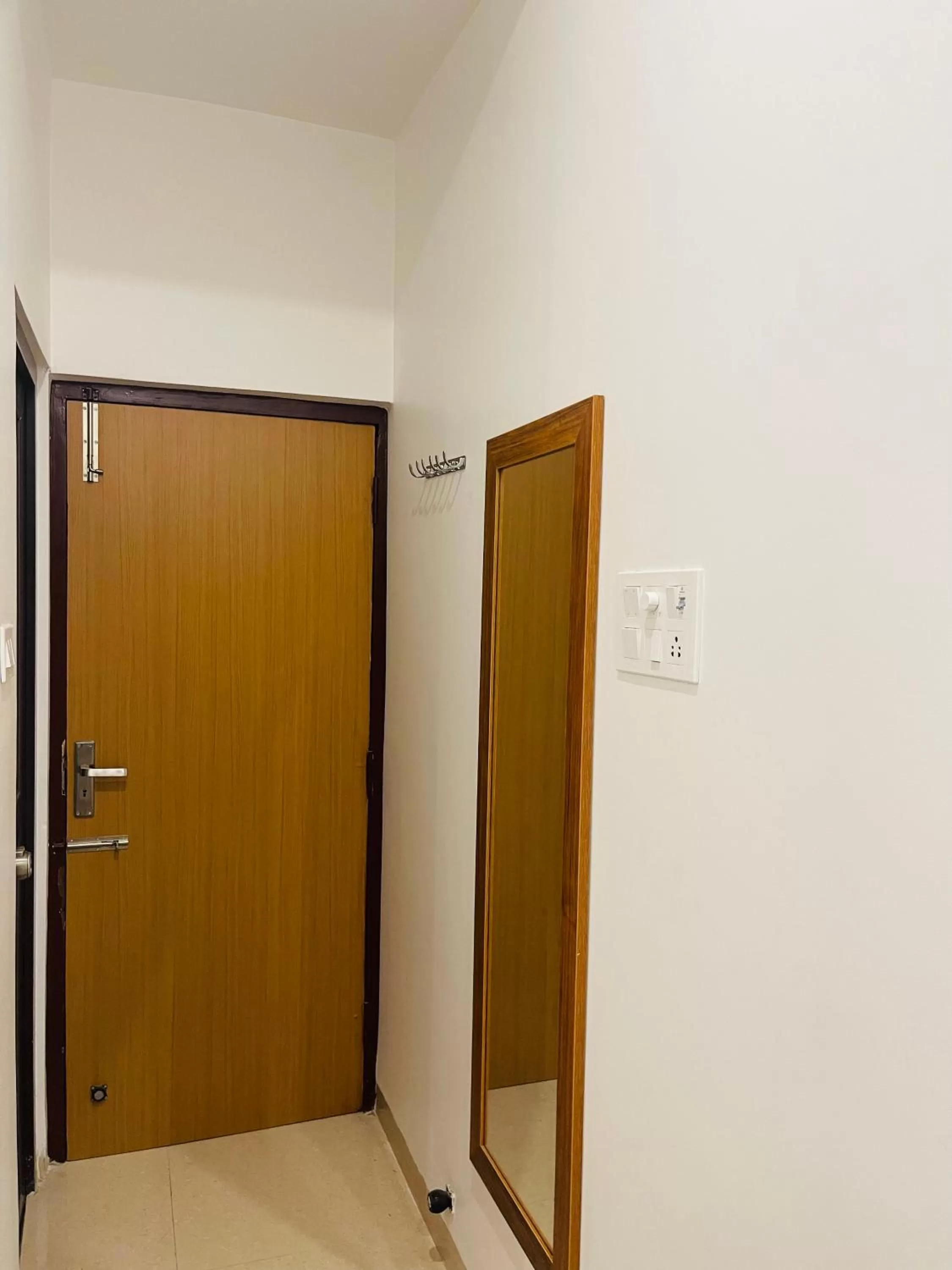 Facade/entrance, Bathroom in MVP Residencies
