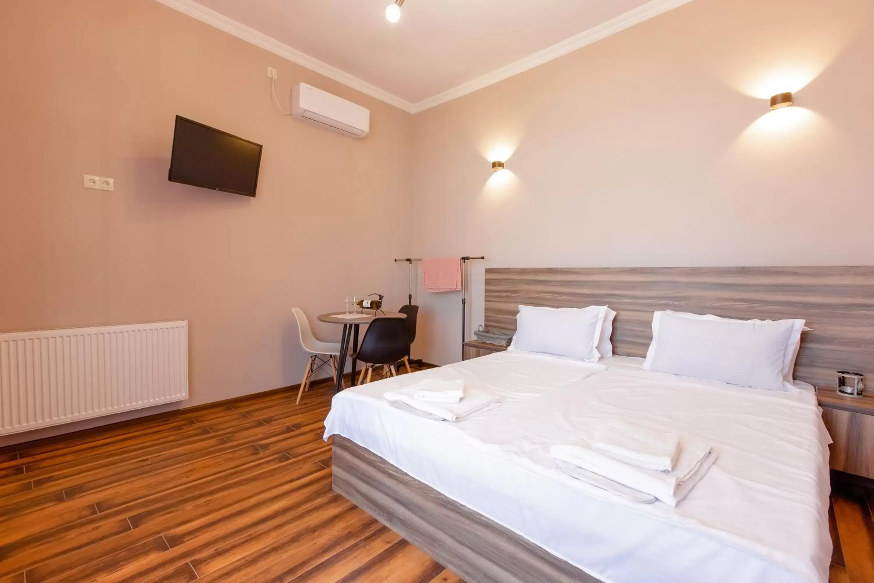 Standard Double Room in 4 Rooms Standard Double Room in 4 Rooms