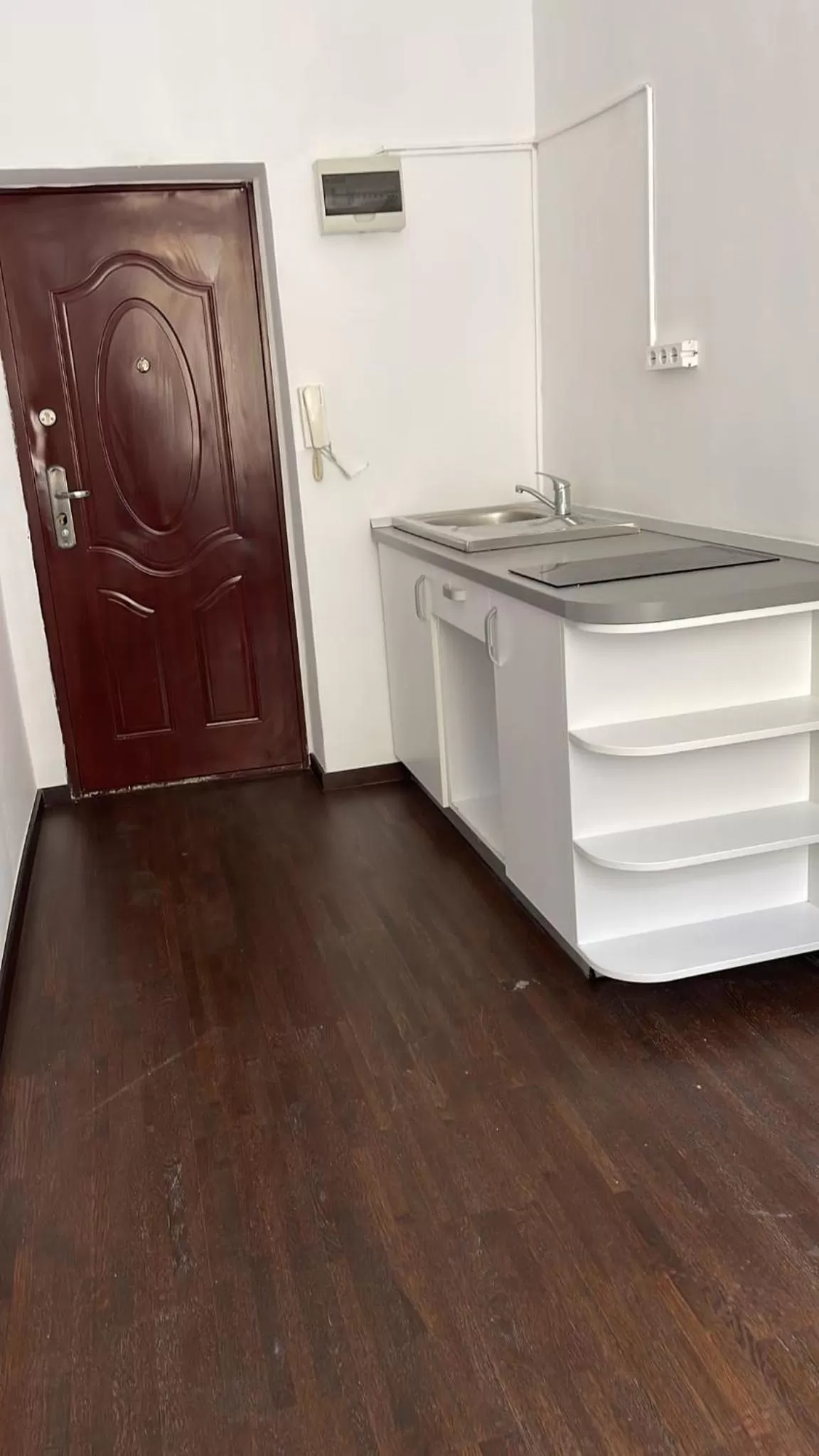 Kitchen/Kitchenette in The Floor Piata Unirii