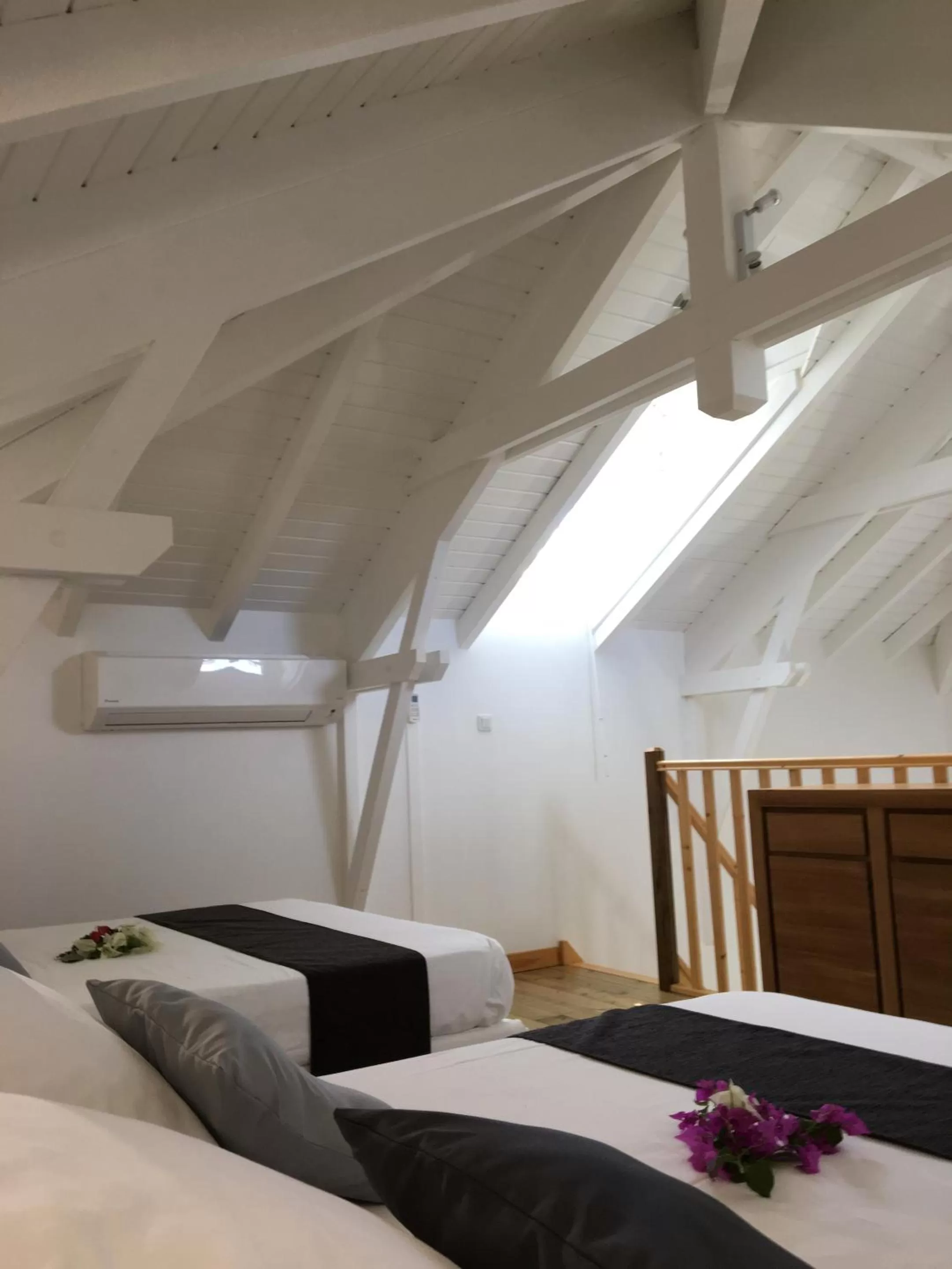 Bedroom, Bed in Chambres d'hôtes et villas chez Flo