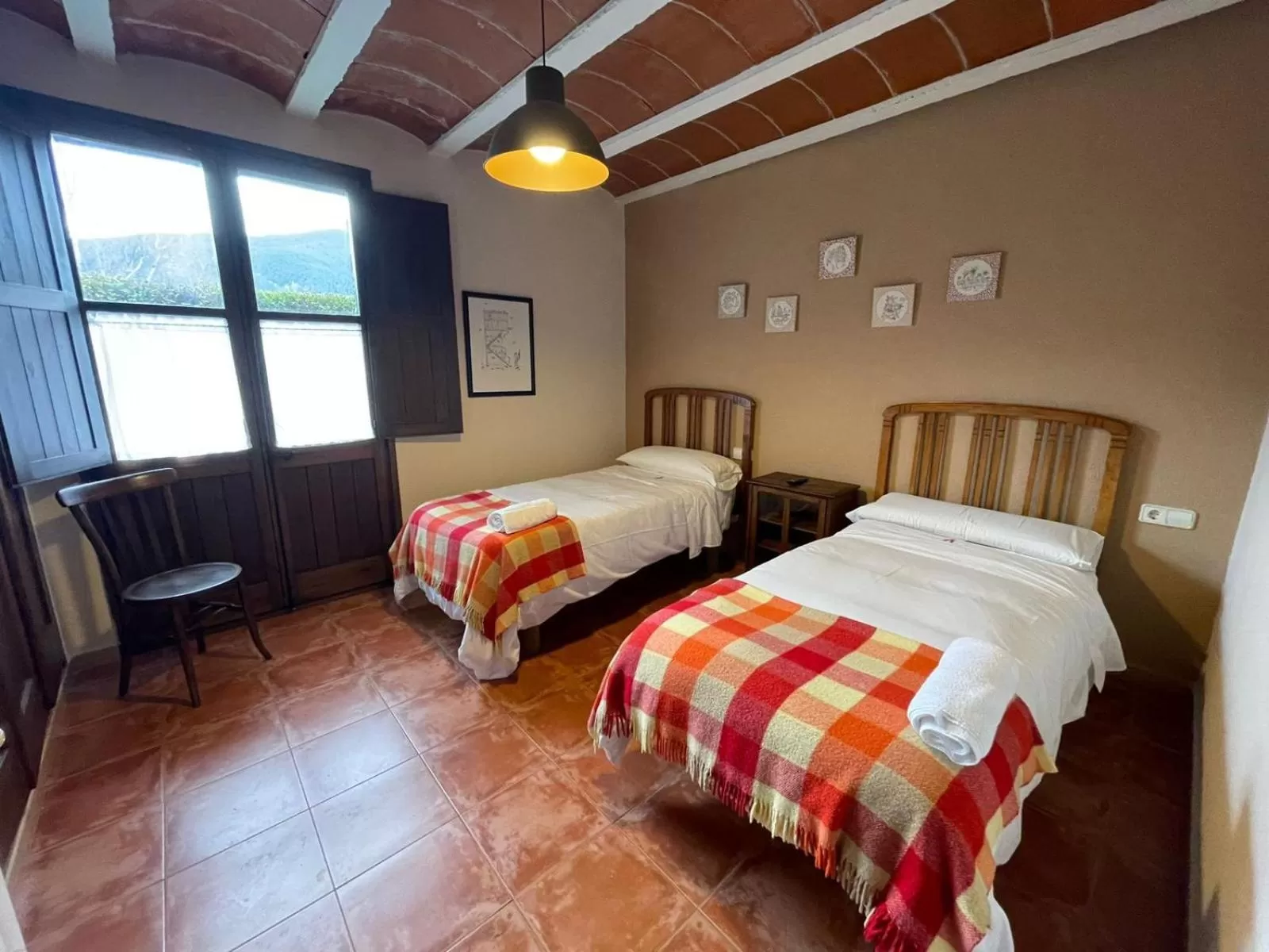 children in Hotel Cruells