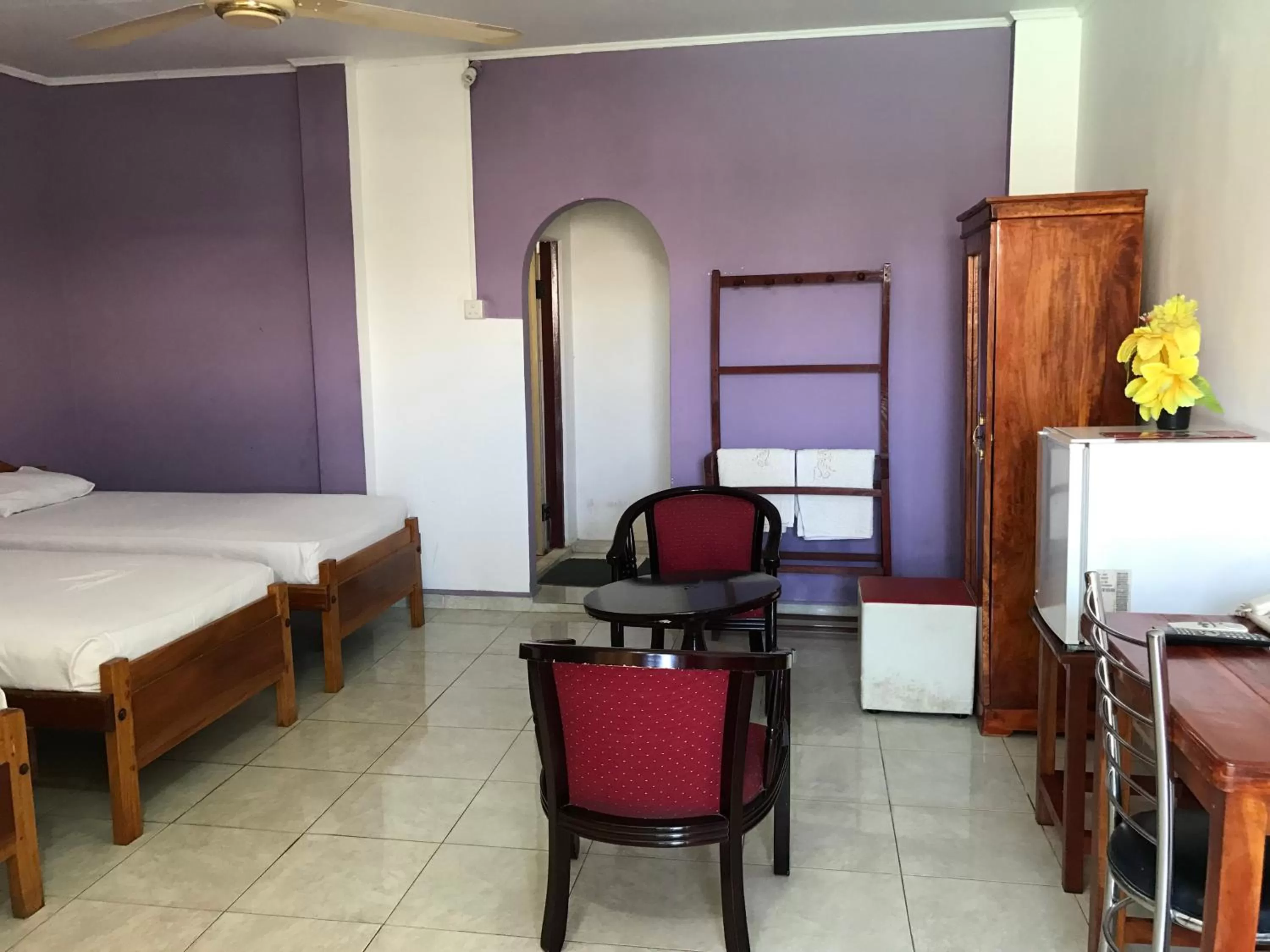 Bedroom, Bed in Gnaanams Hotel and Restaurant