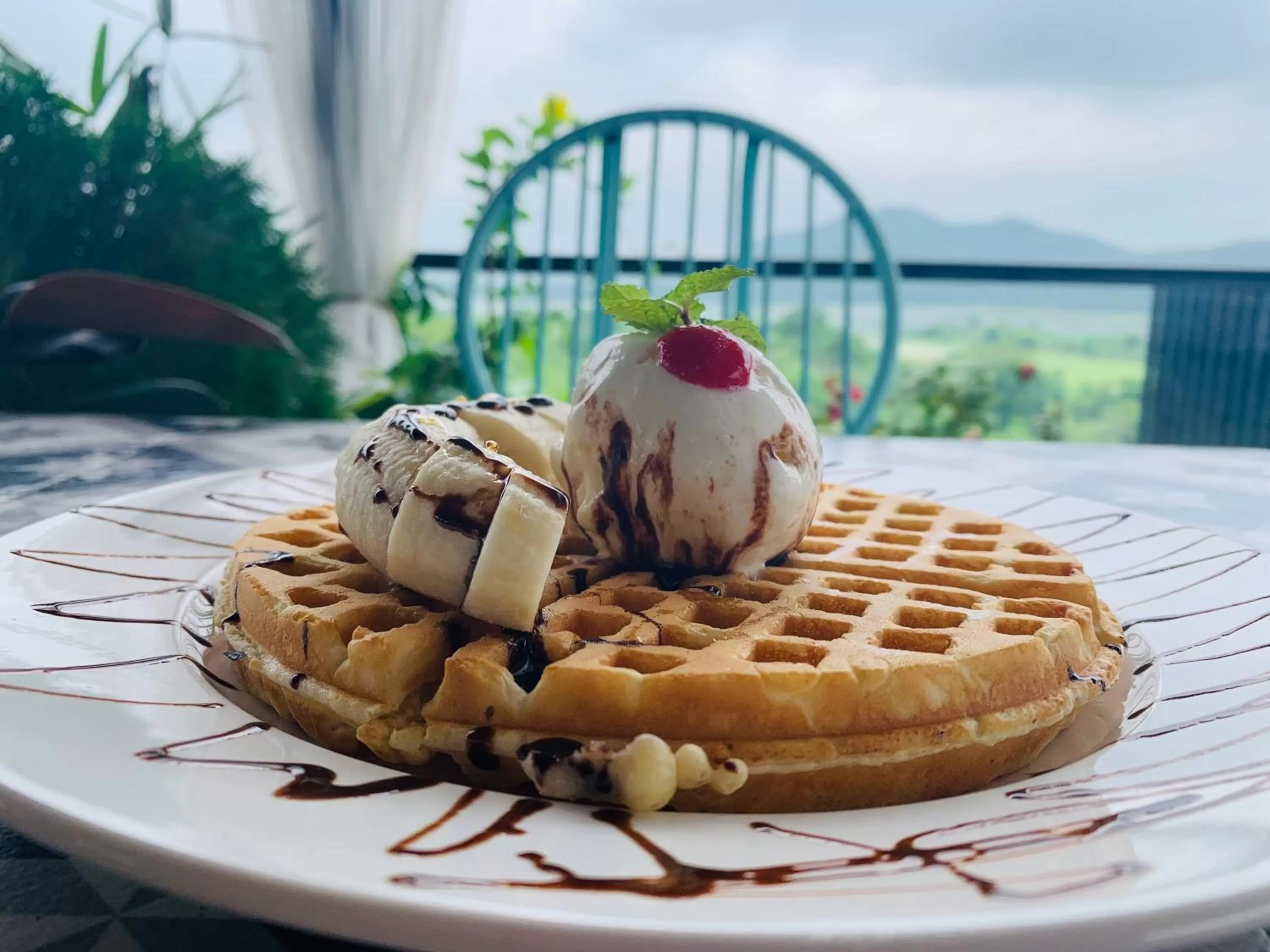 Food and drinks in Casa Blanca Lakecity