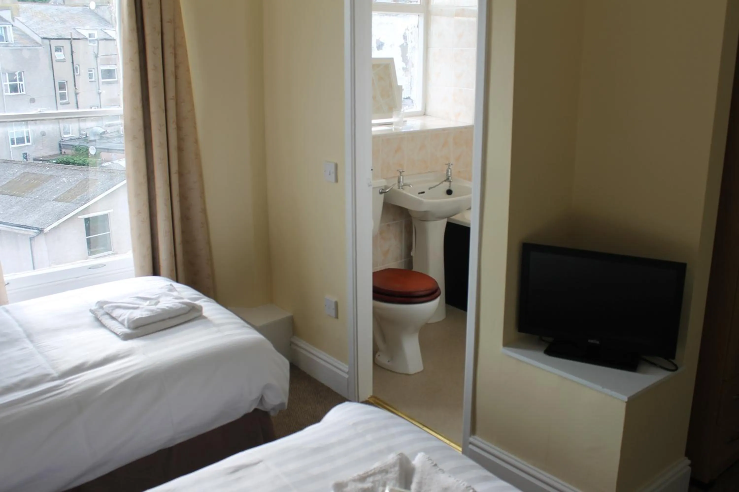 Day, Bed in Baytree Hotel