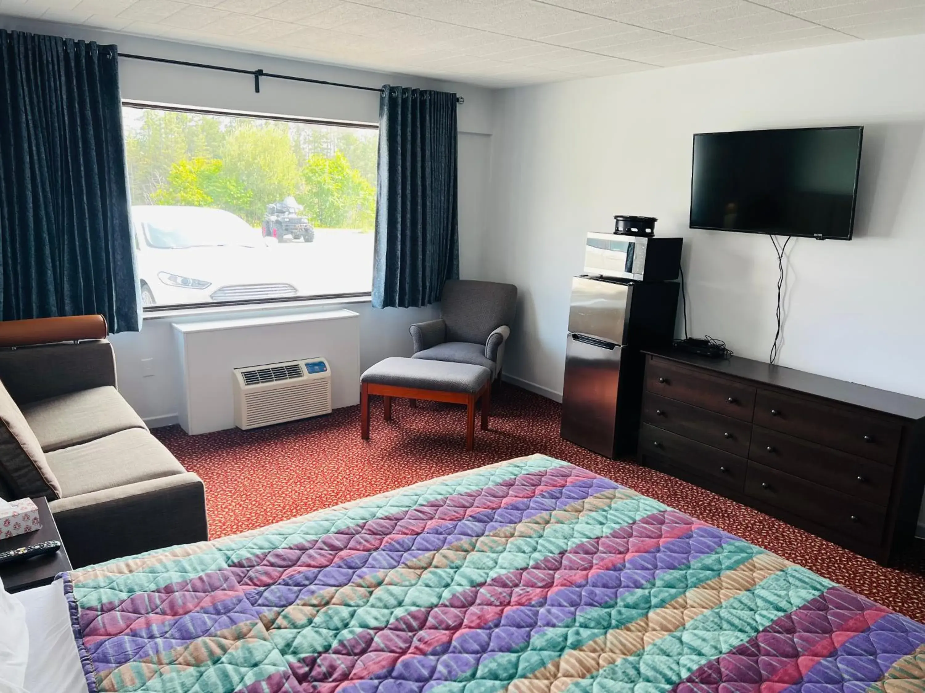 Lively Inn and Suites - Sudbury Lively Inn and Suites - Sudbury
