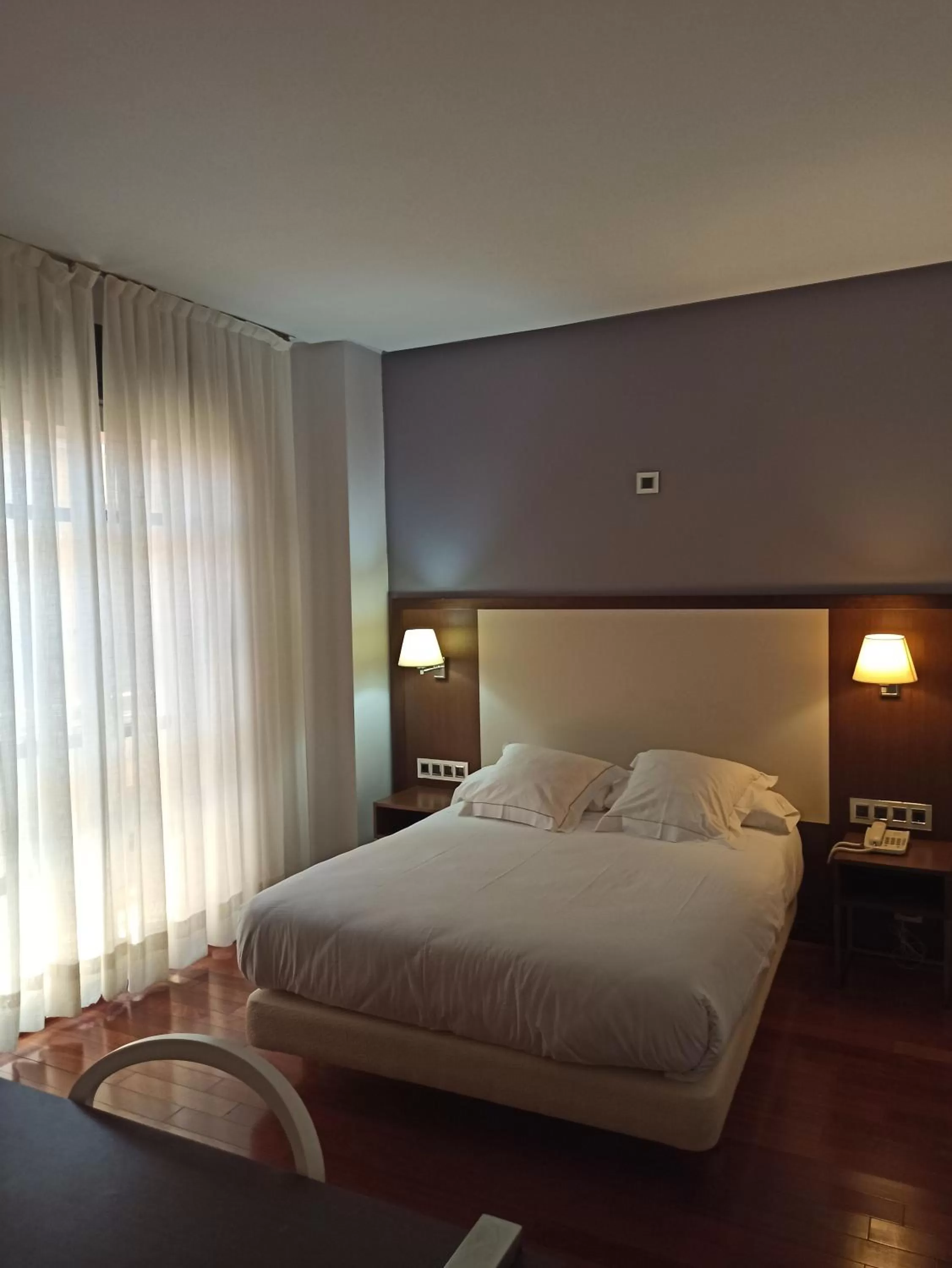 Photo of the whole room, Bed in ARVA Spa París