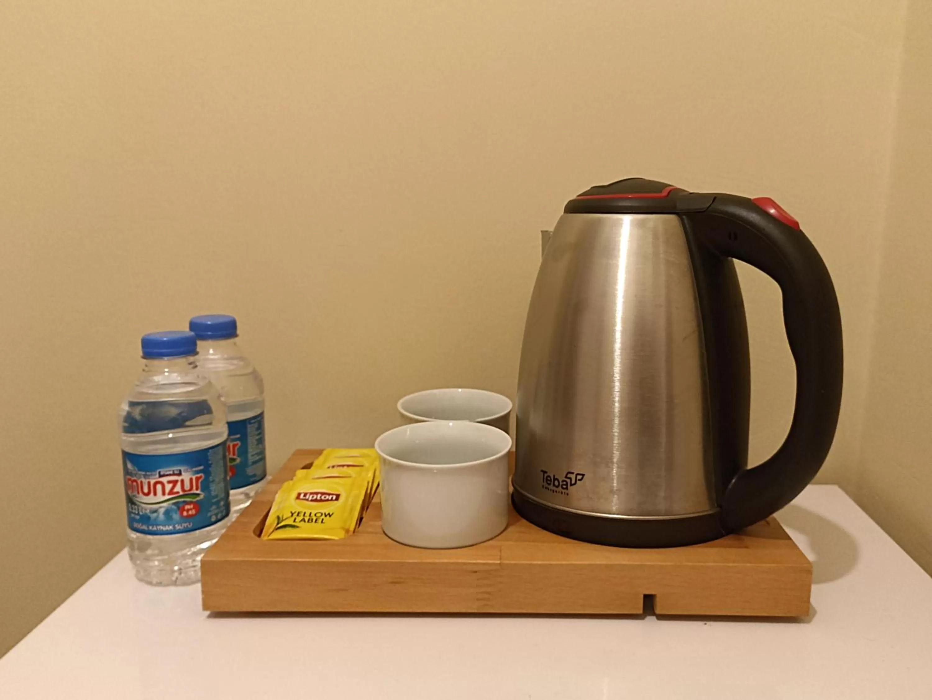 Coffee/tea facilities in taxim cool