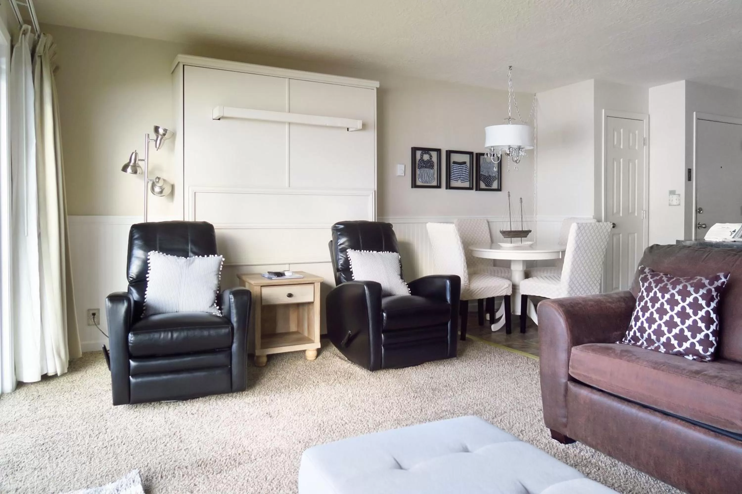 Living room in Ocean Terrace Condominiums