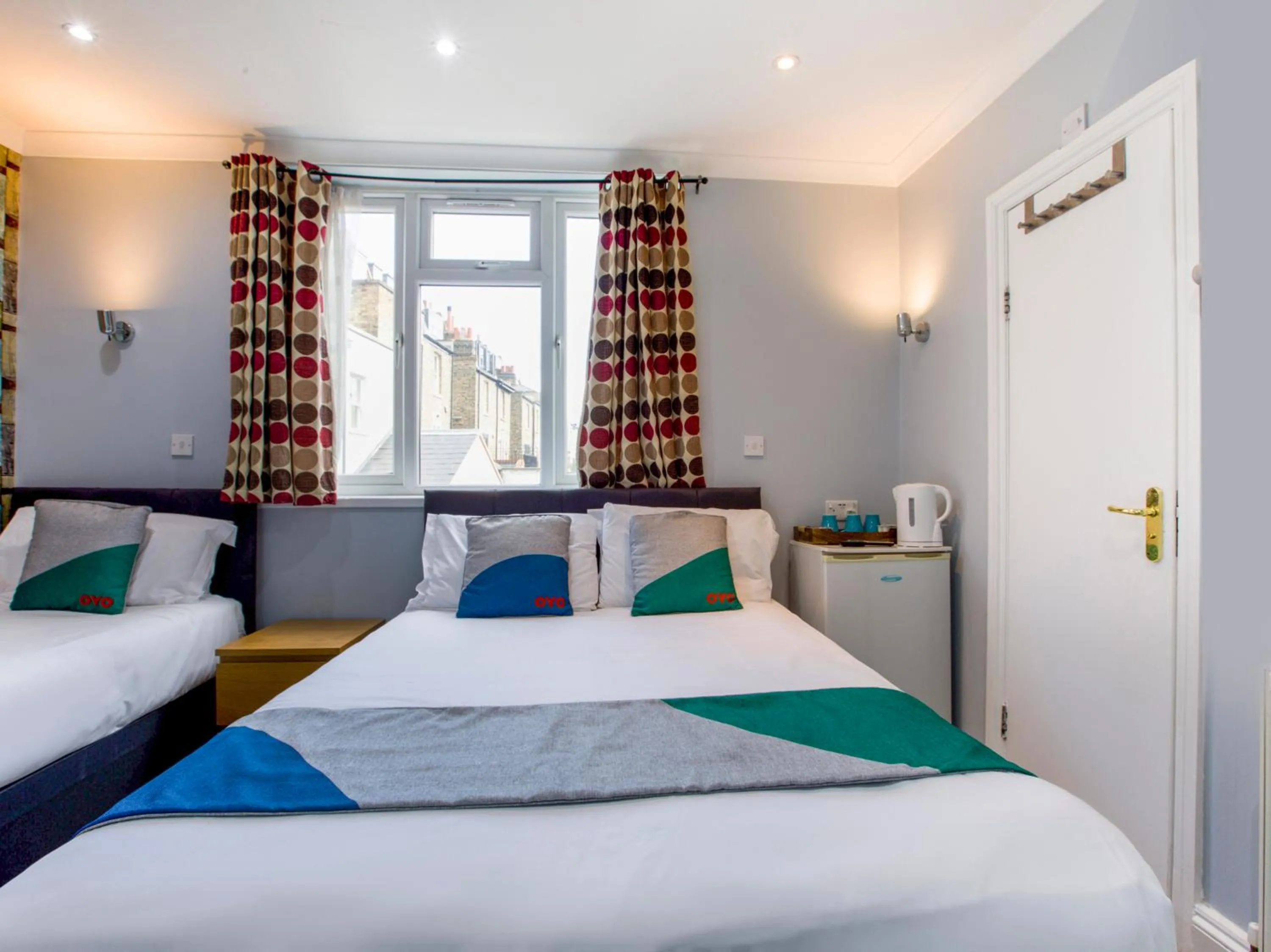 Photo of the whole room in Sino Hotel