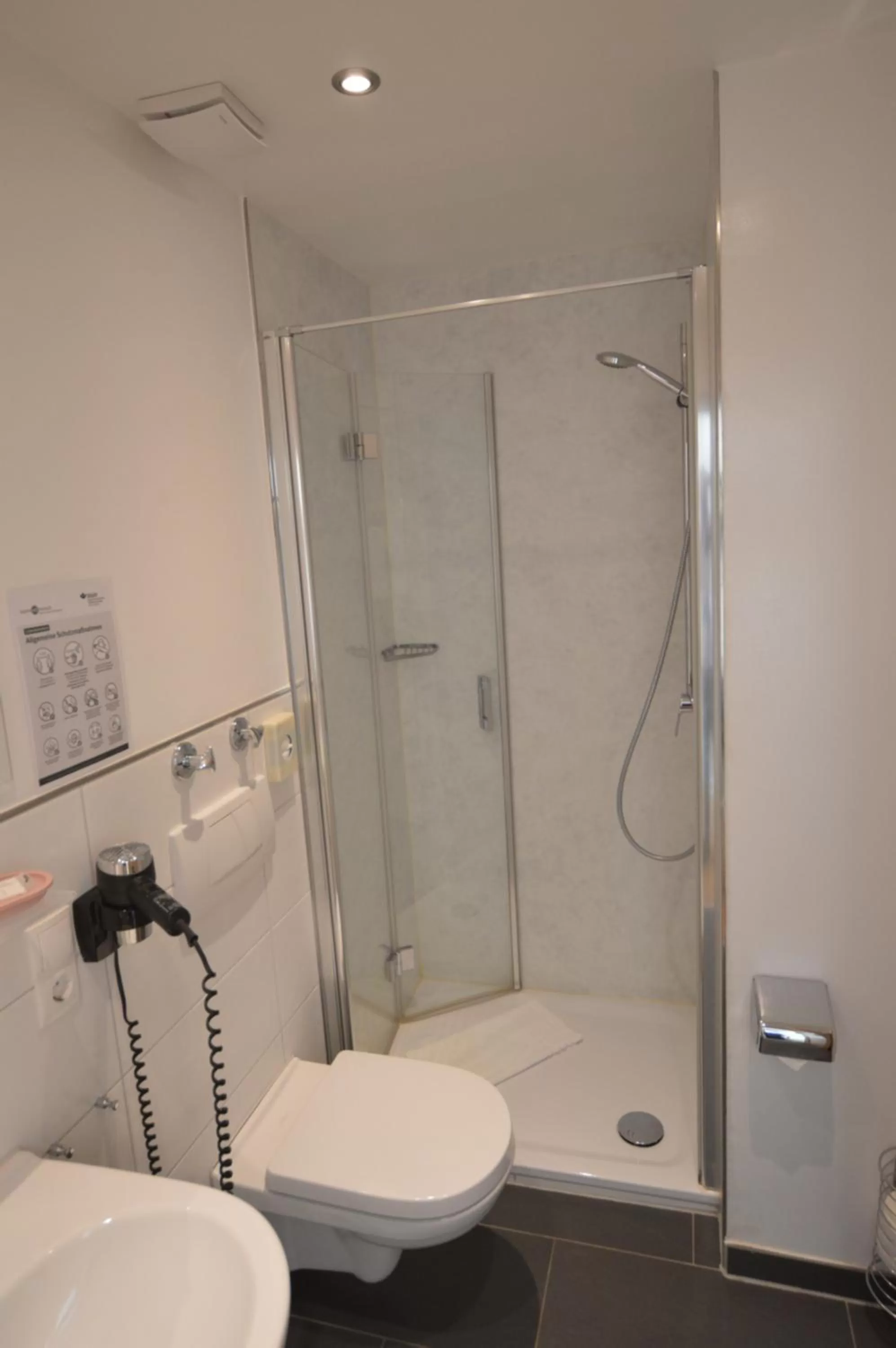 Bathroom in Aktivhotel Alter Kaiser