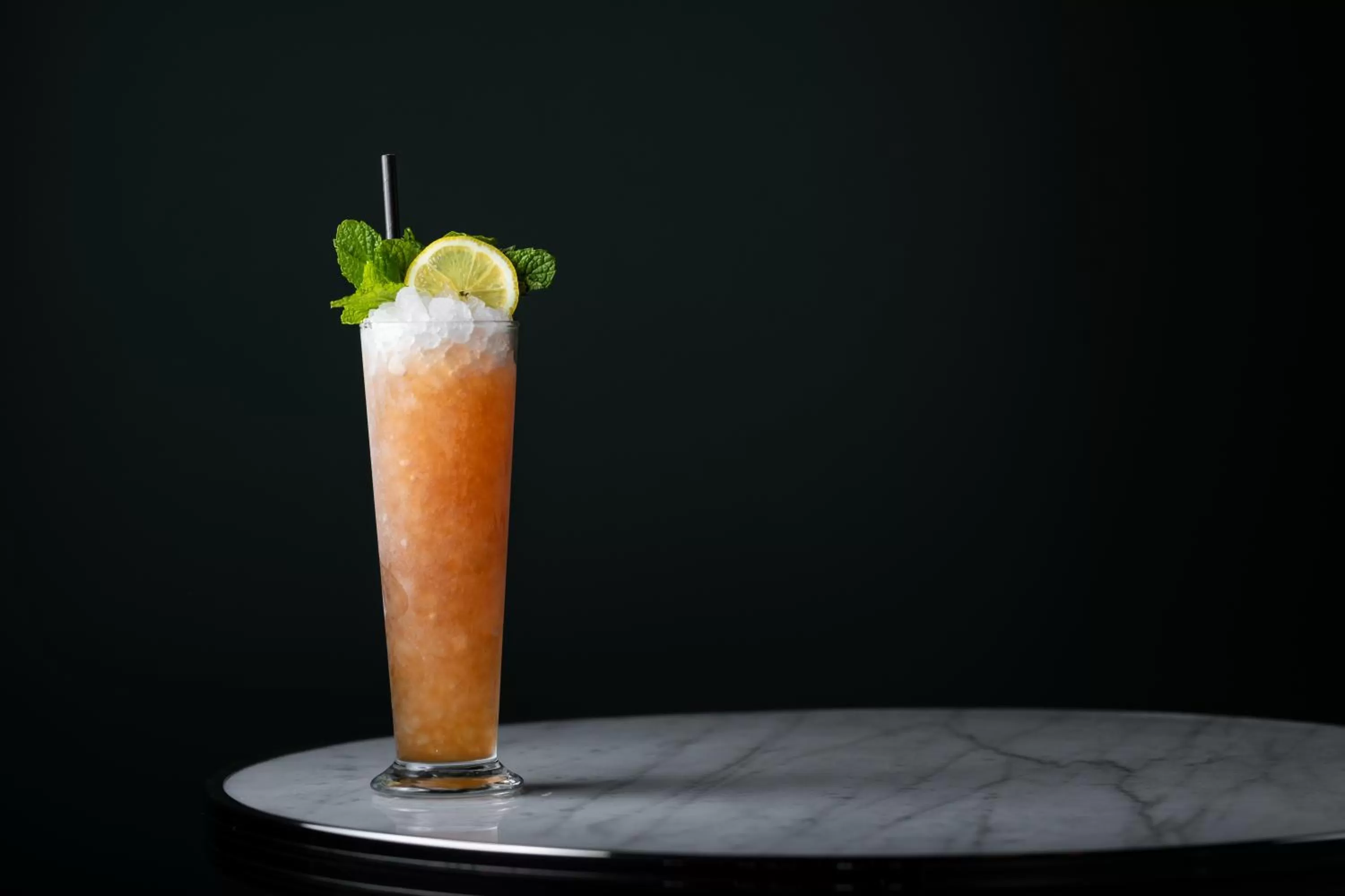 Alcoholic drinks in Palihotel Culver City