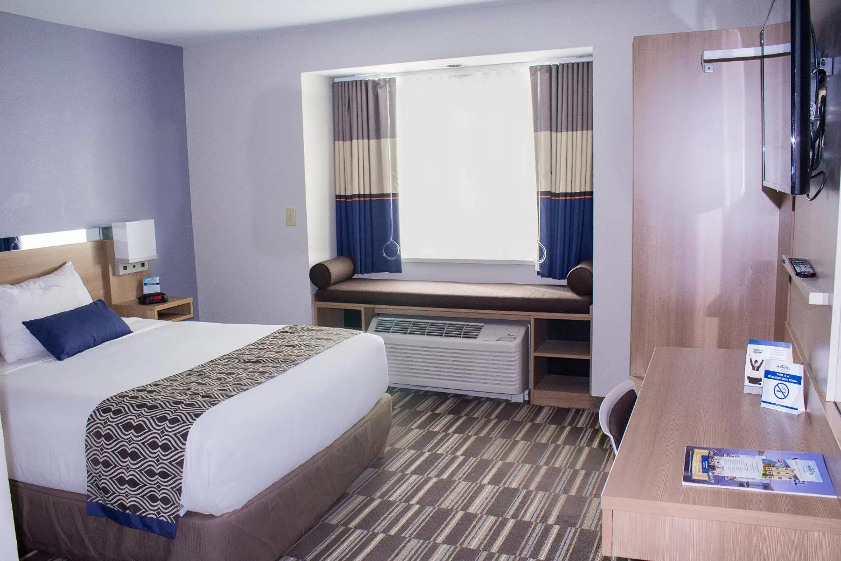 Queen Studio Suite - Mobility Access/Non-Smoking in Microtel Inn & Suites by Wyndham - Penn Yan Queen Studio Suite - Mobility Access/Non-Smoking in Microtel Inn & Suites by Wyndham - Penn Yan