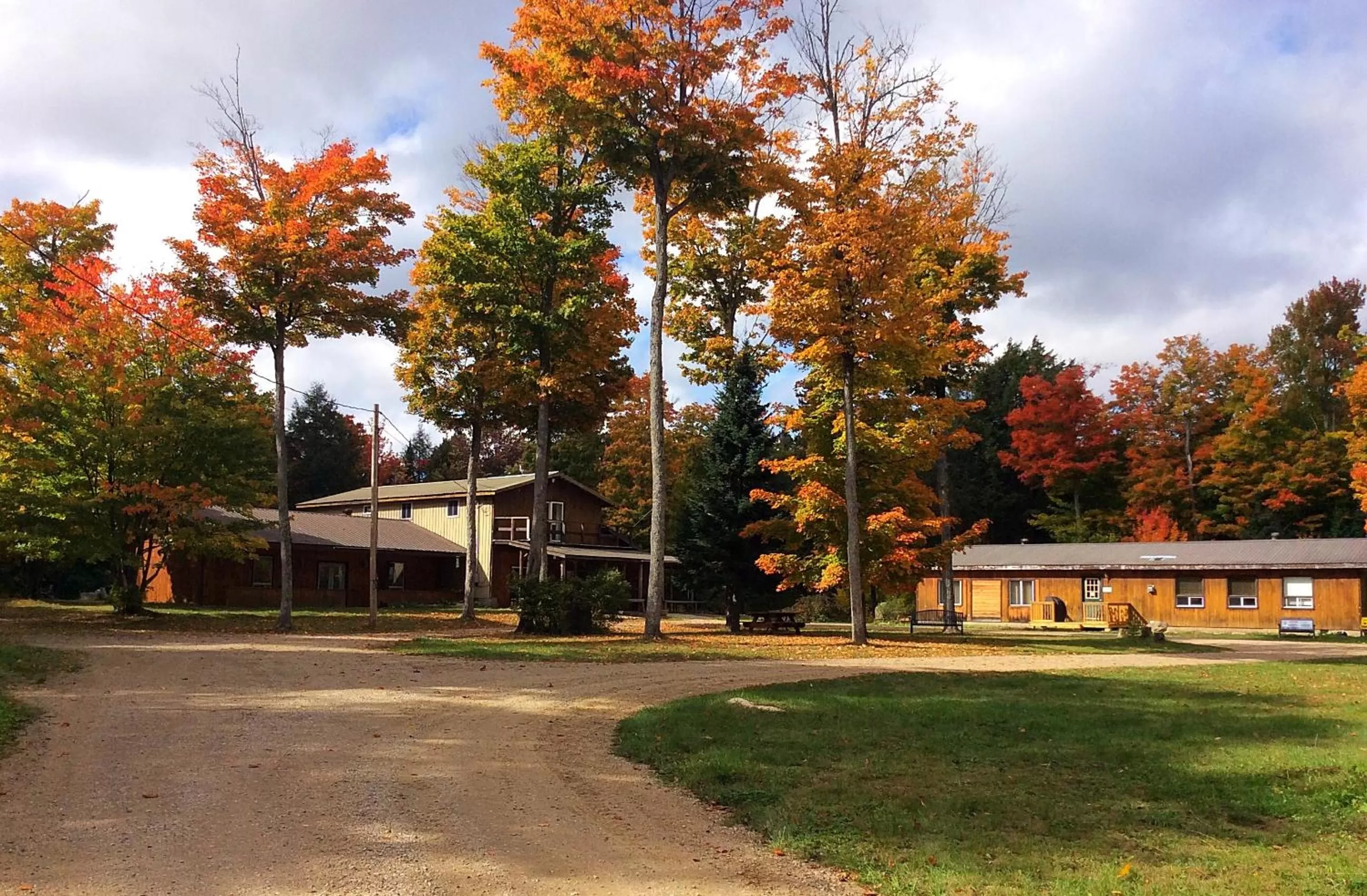 Property building in Madawaska Lodge