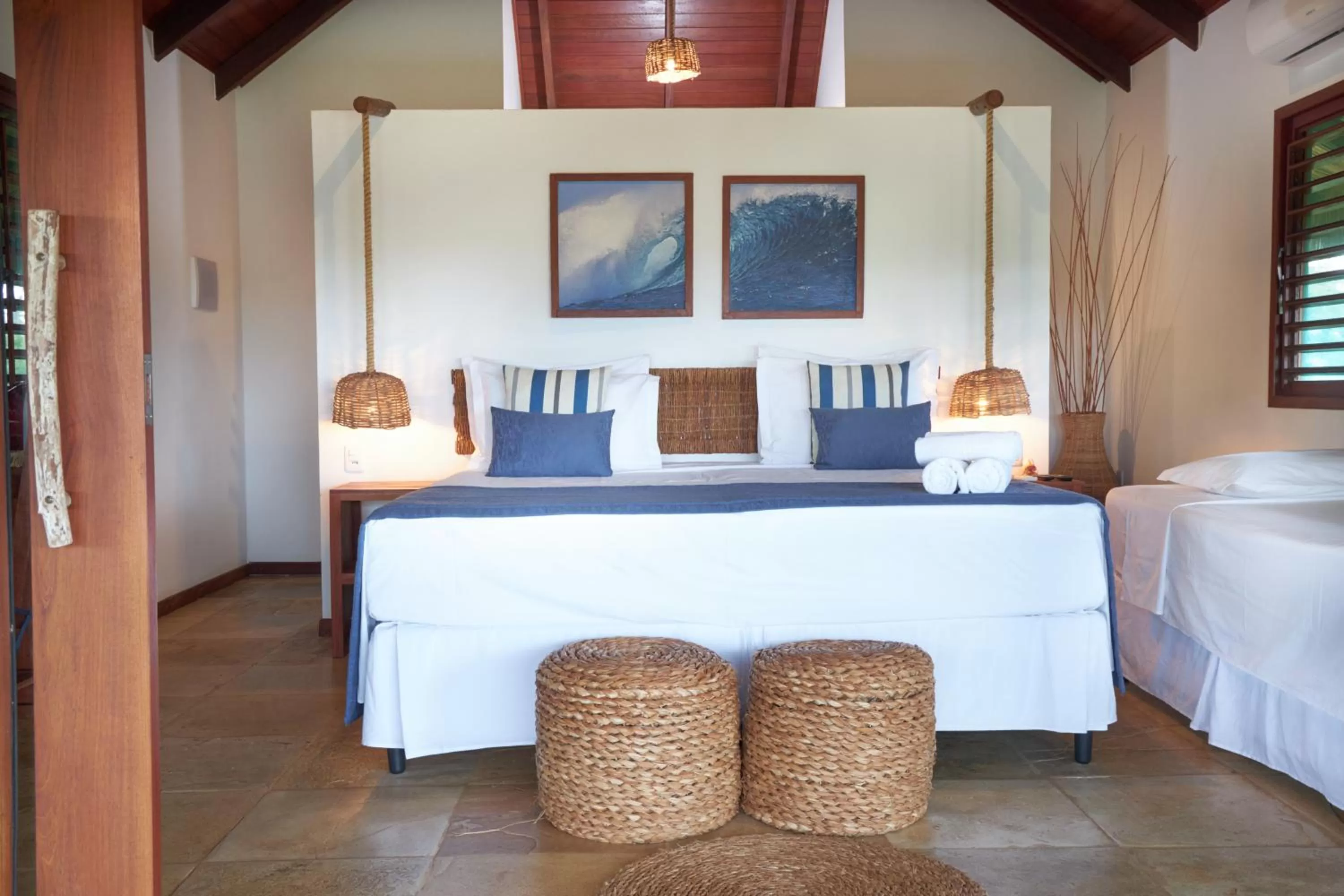 Bed in Kauli Seadi Beach Hotel