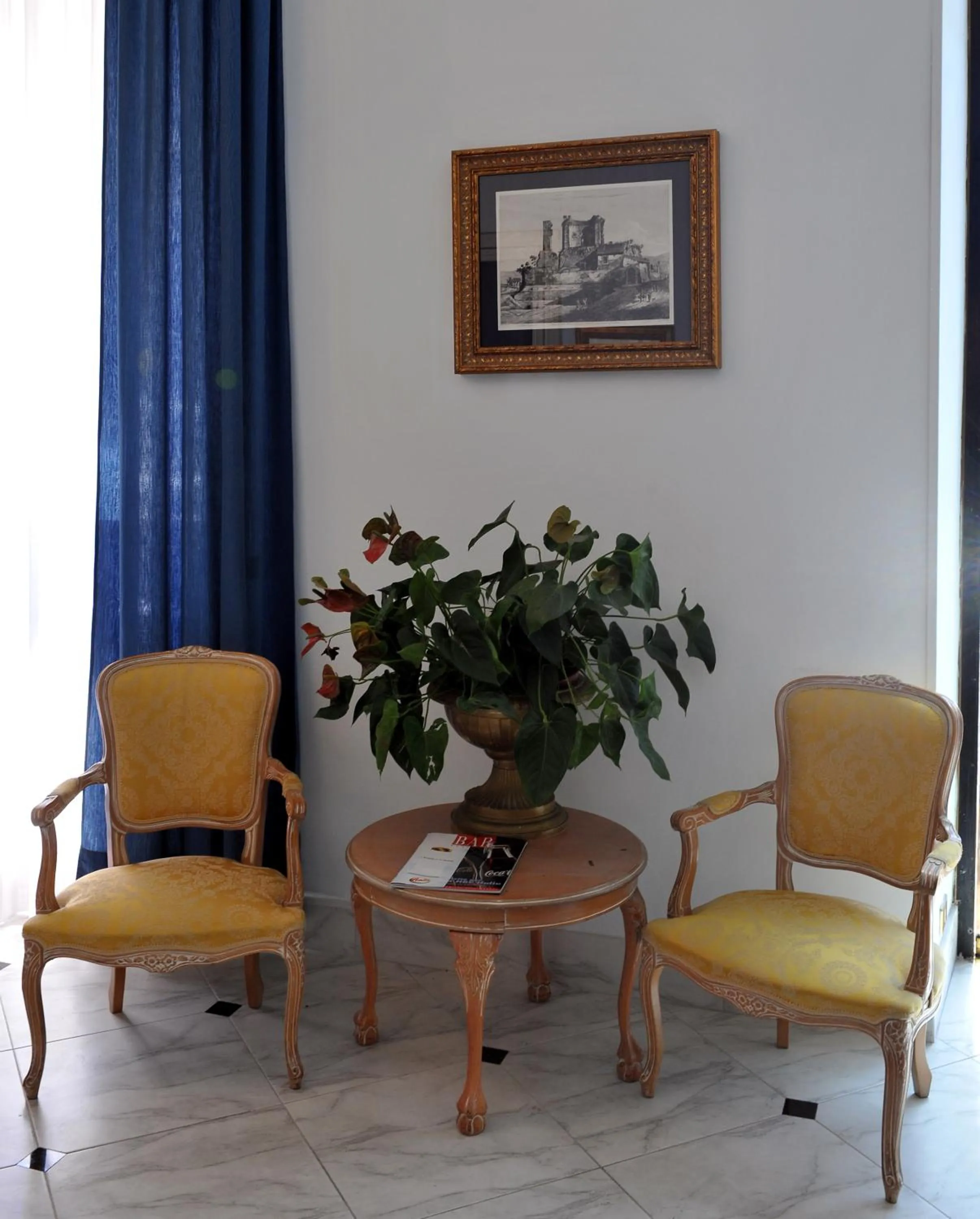 Seating area in Grande Albergo Quattro Stagioni