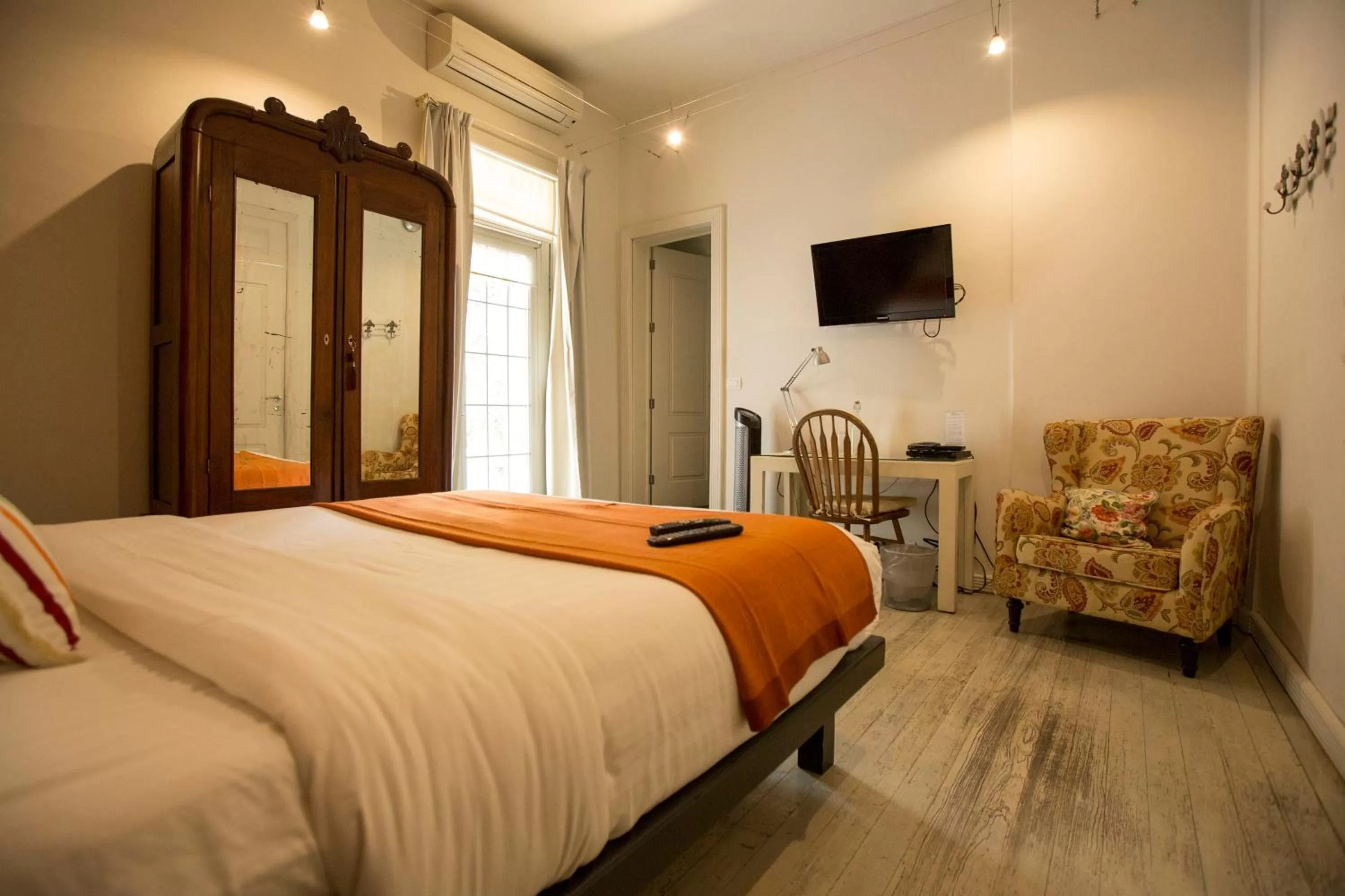 Bed in Hotel Villa Condesa