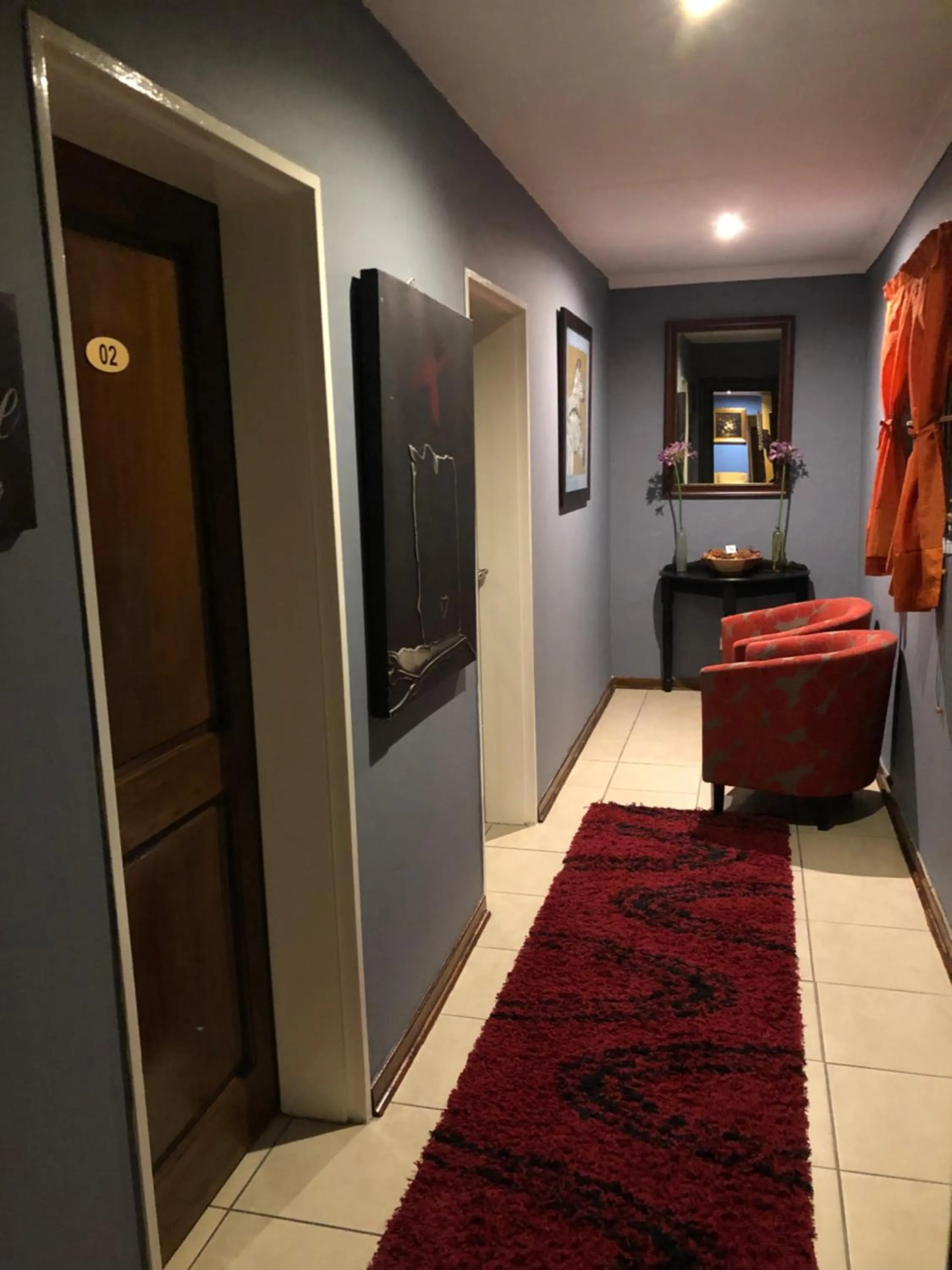 Property logo or sign, Bed in Marion Lodge