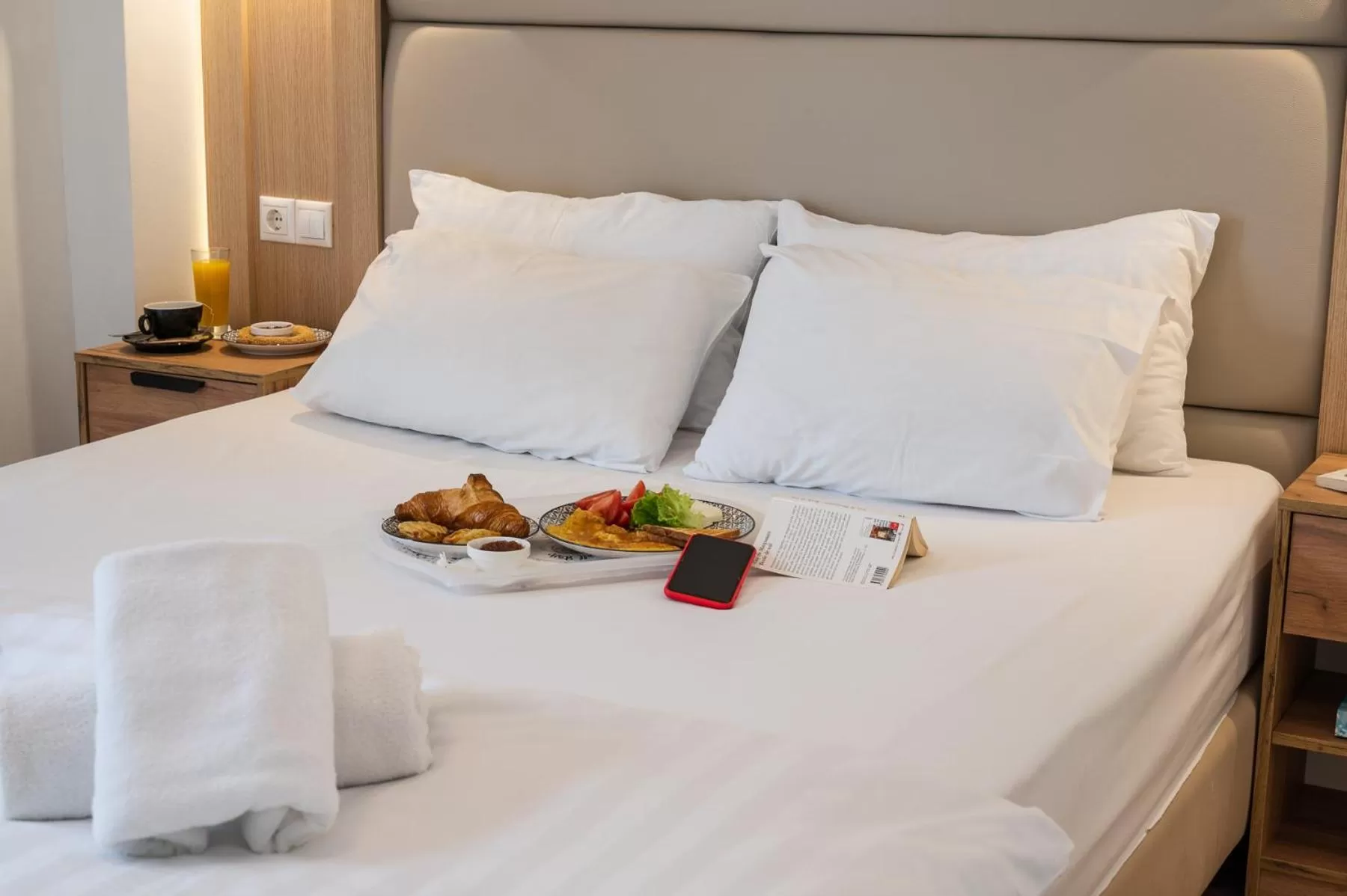 Bedroom, Bed in HOTEL_TIER