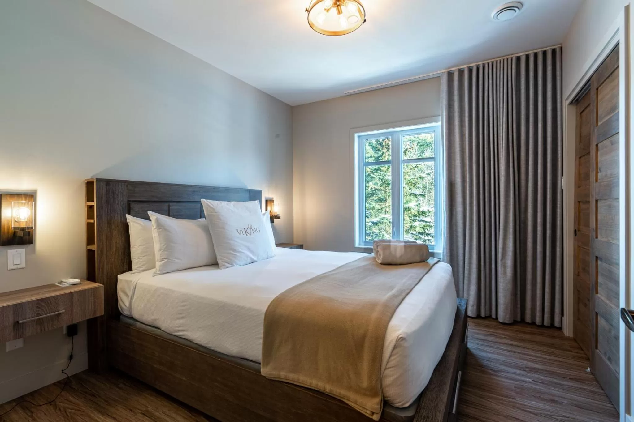 Bed in Le Viking Resort