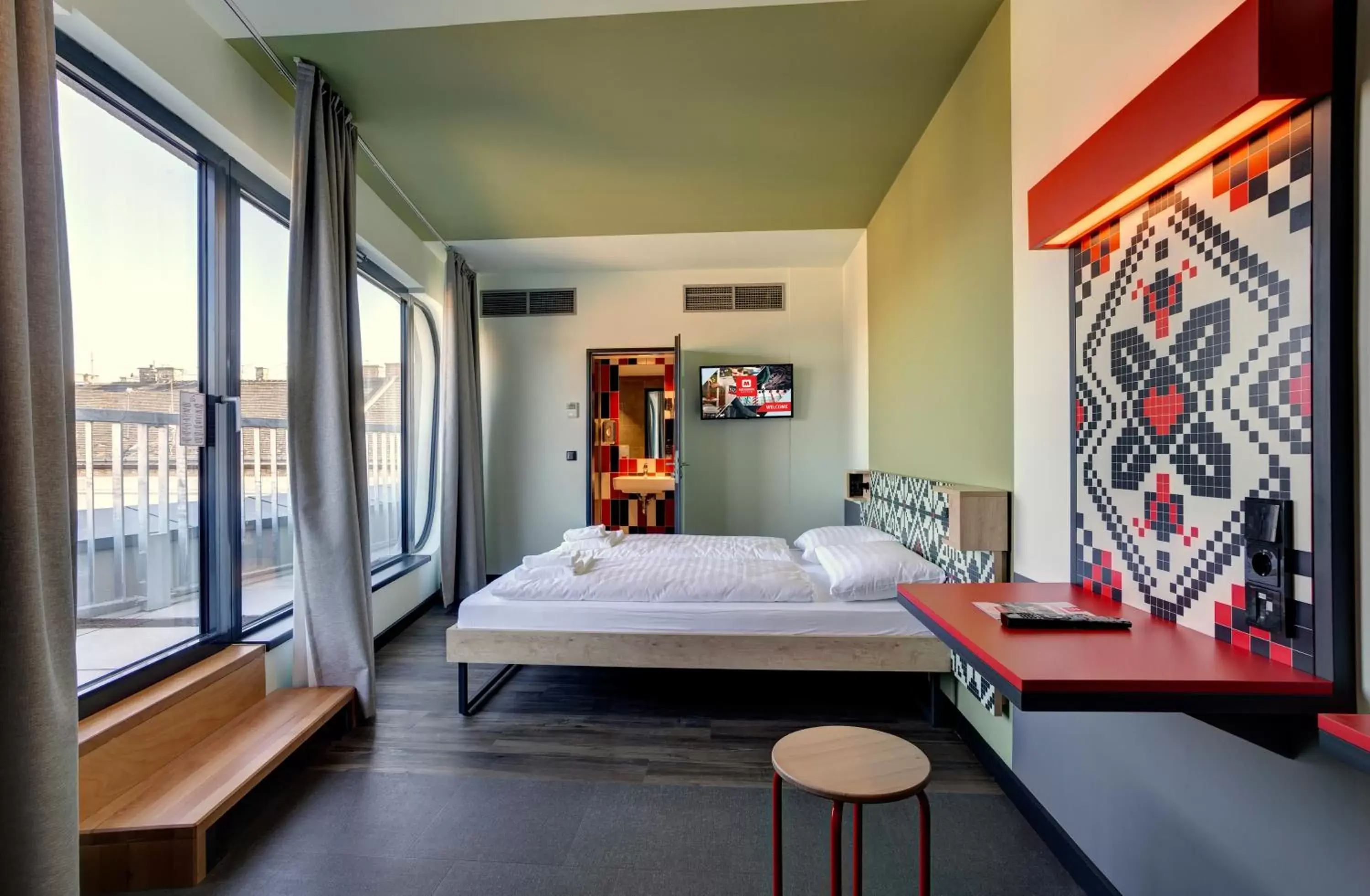 Superior Twin Room in MEININGER Budapest Great Market Hall Superior Twin Room in MEININGER Budapest Great Market Hall