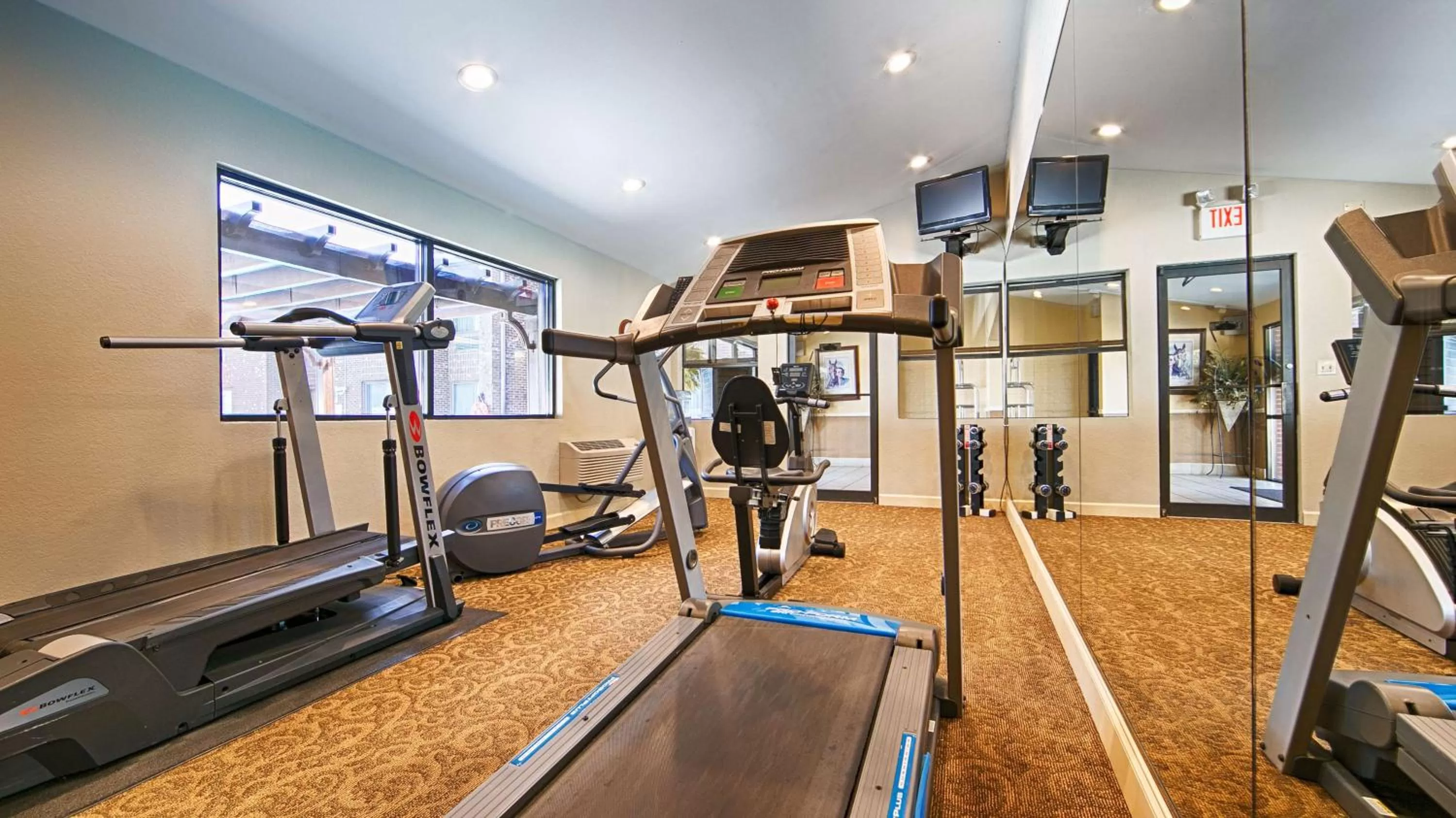 Fitness centre/facilities in Best Western Shelbyville Lodge