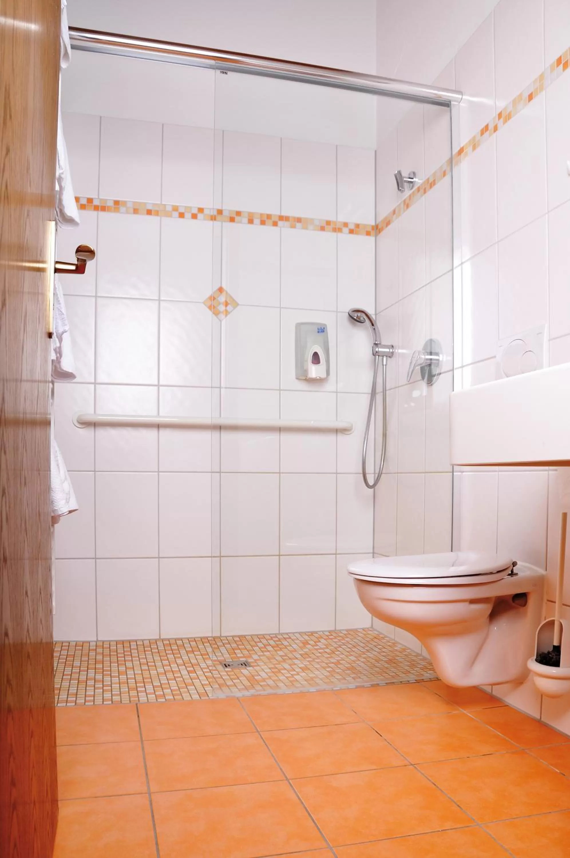 Shower, Bathroom in Gartenhotel Feldeck