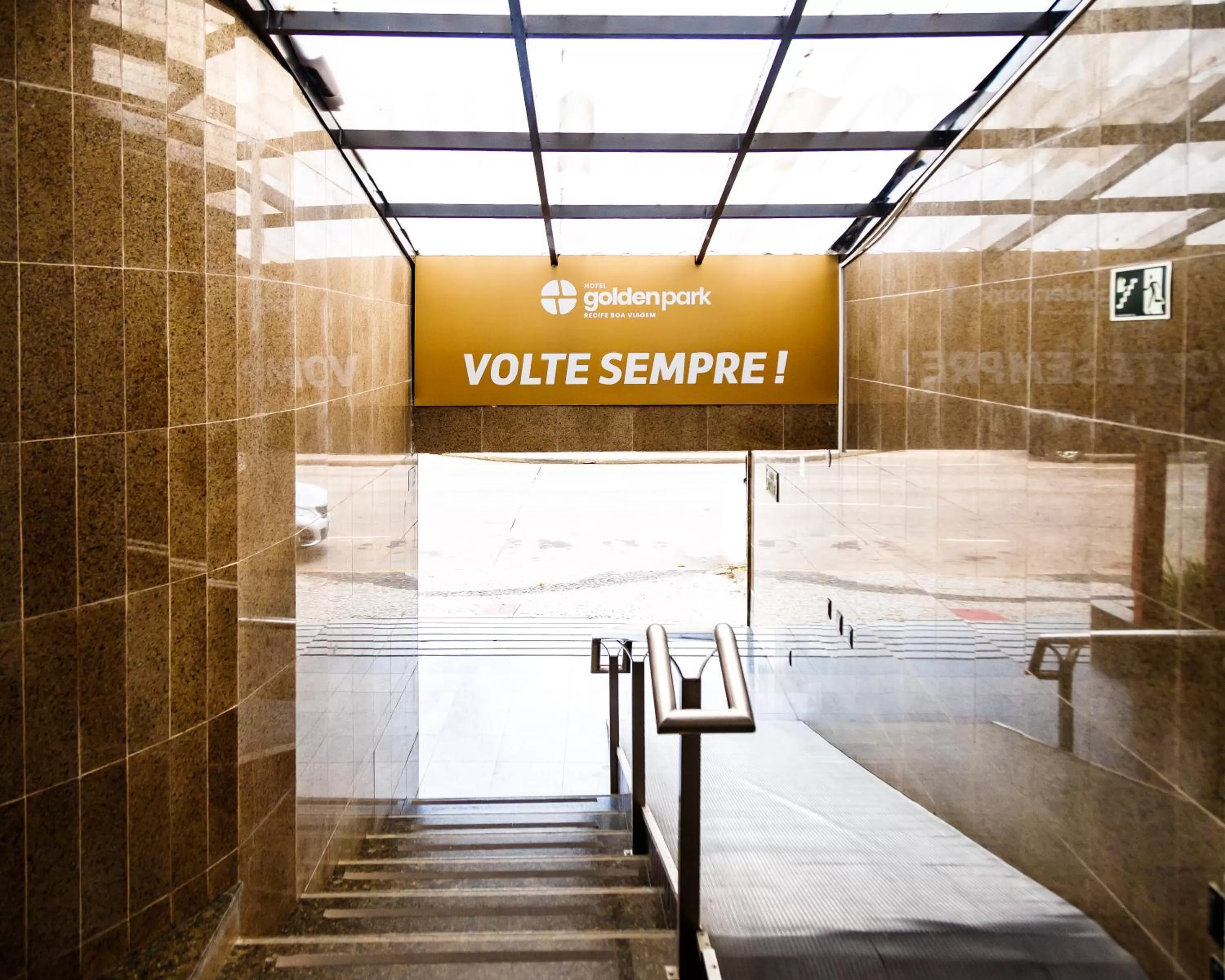 Lobby or reception in Hotel Golden Park Recife Boa Viagem By Nacional Inn