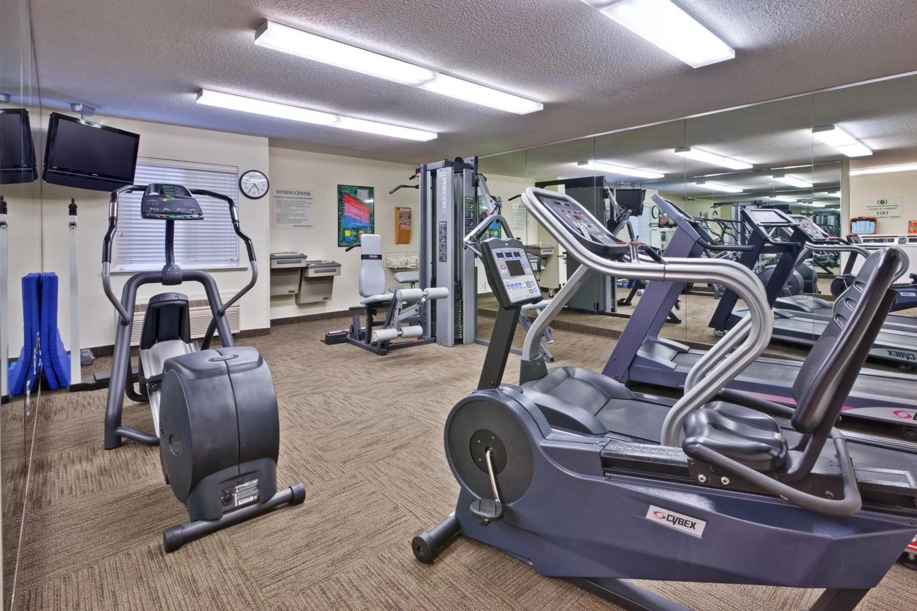 Fitness centre/facilities in Candlewood Suites Indianapolis Northeast by IHG