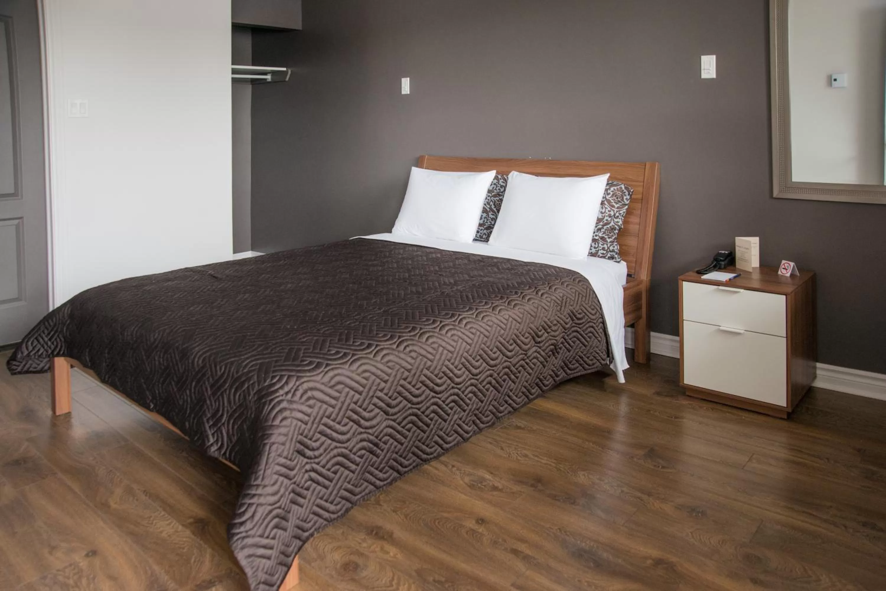 Bed in Auberge St. Jacques