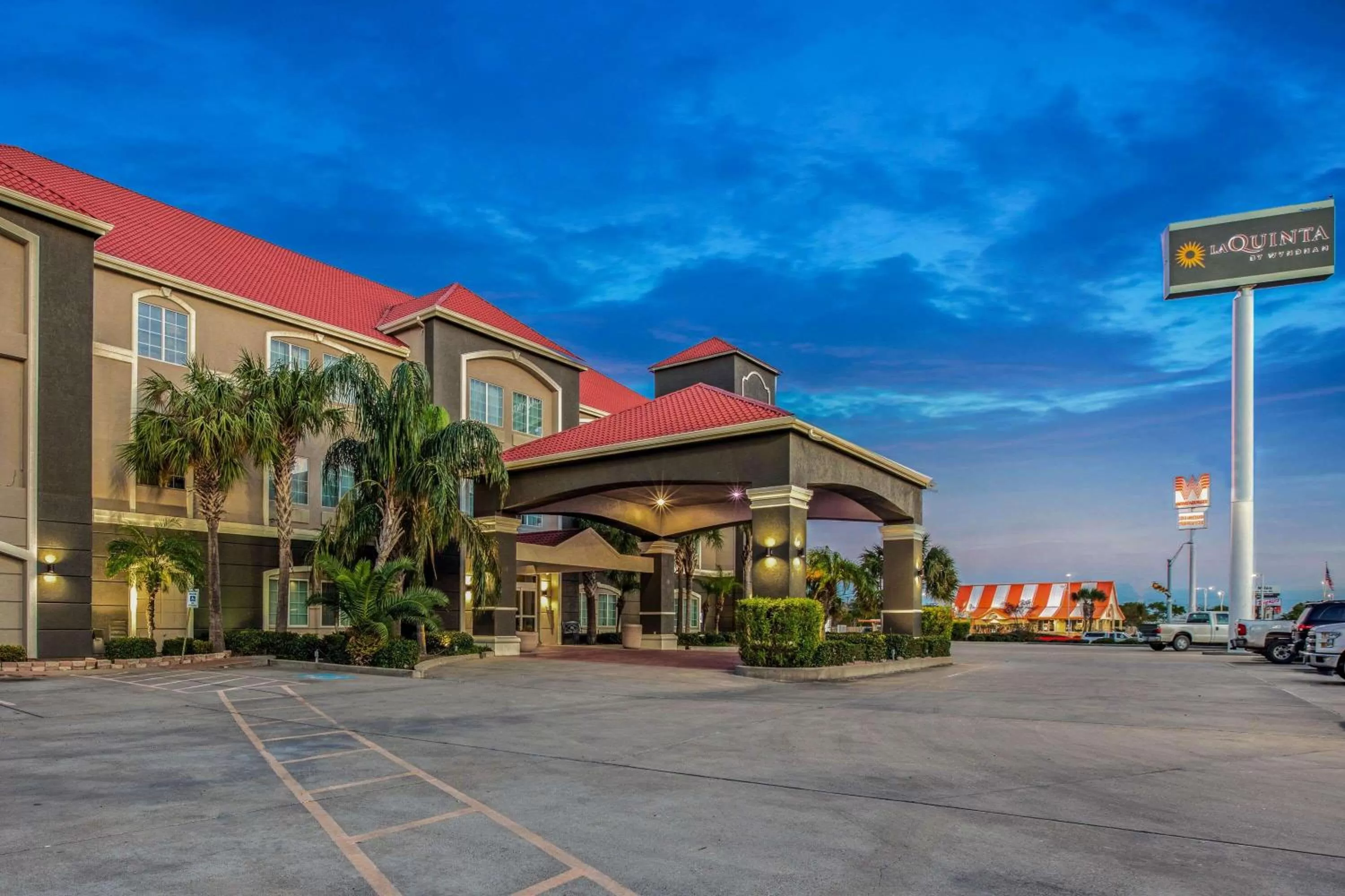 Property building in La Quinta by Wyndham Corpus Christi Airport